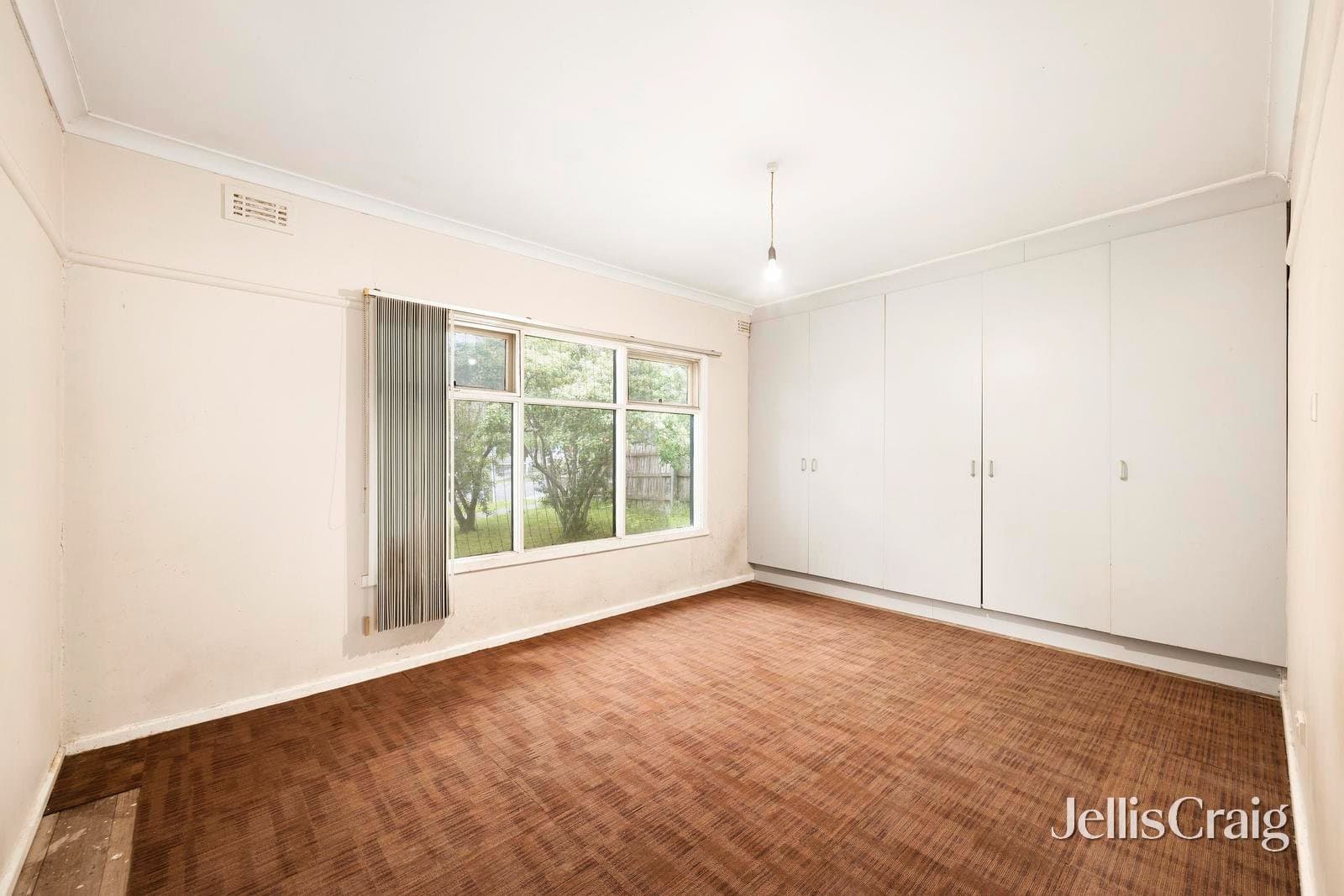49 Churchill Way, Kilsyth, Kilsyth - Thumbnail 6