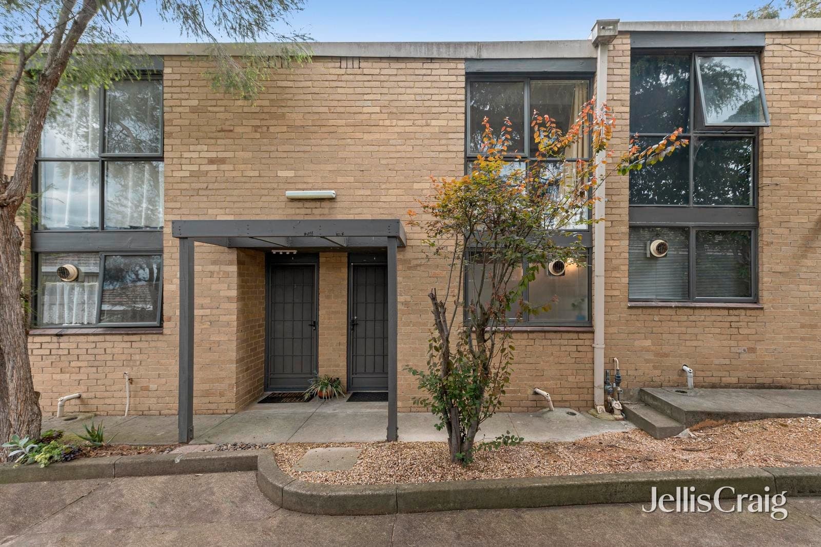 4/12 Ashted Road, Box Hill, Box Hill - Image 1