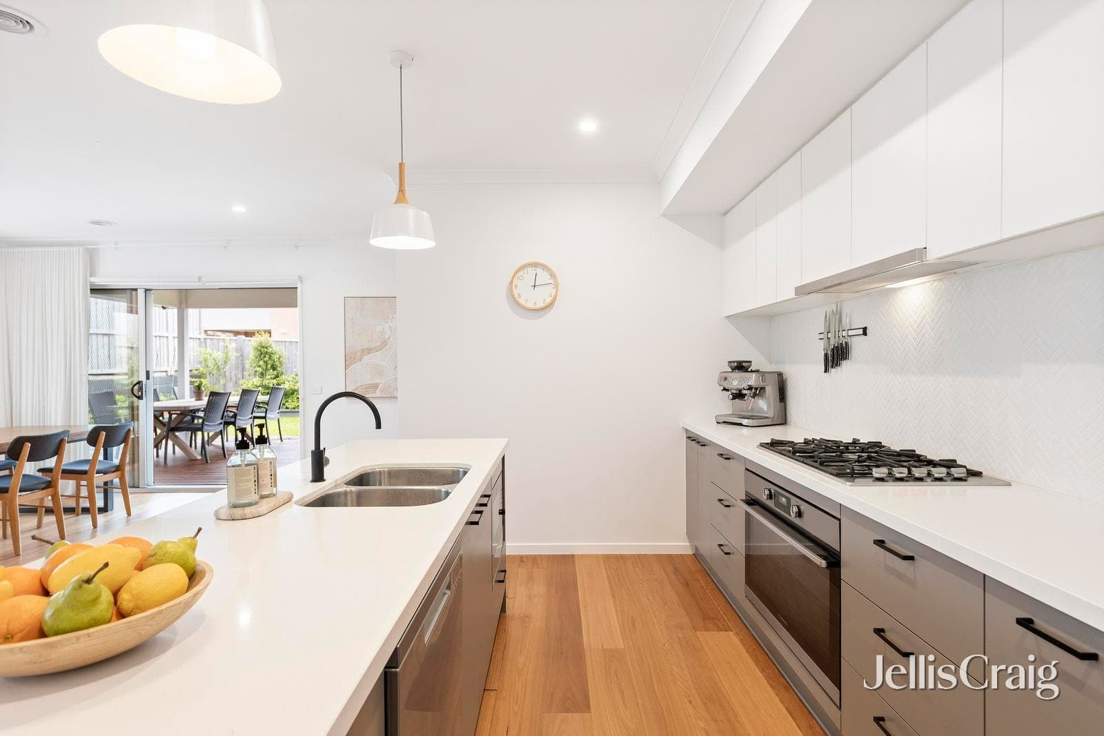 20 Honour Avenue, Lilydale, Lilydale - Thumbnail 8