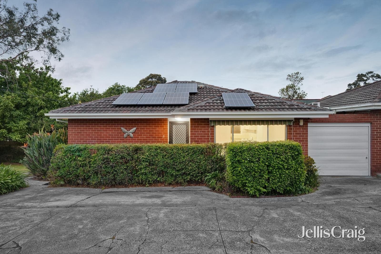 1/185 Grimshaw Street, Greensborough, Greensborough - Image 1