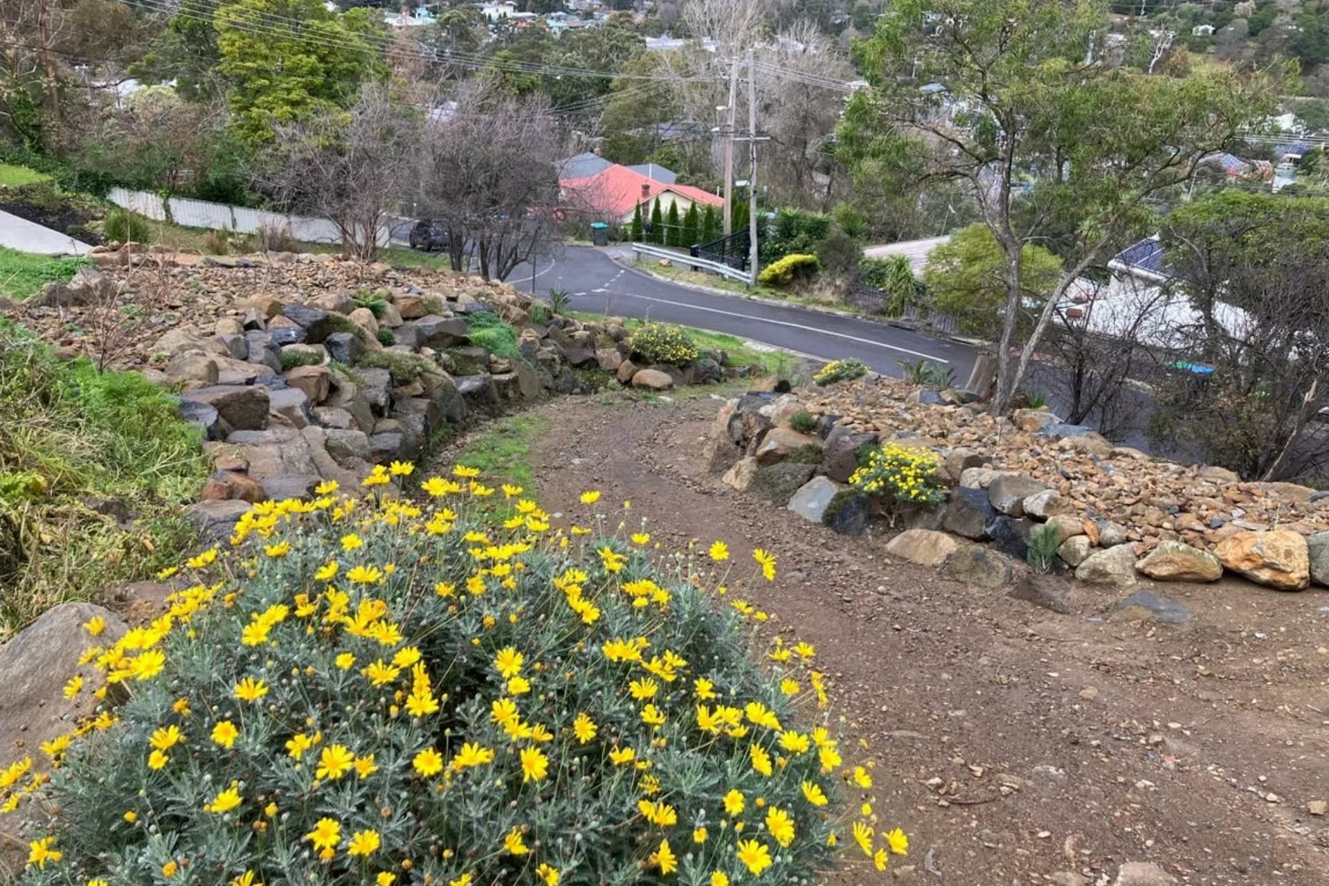 26 Hilltop Road, Upper Ferntree Gully - Thumbnail 6