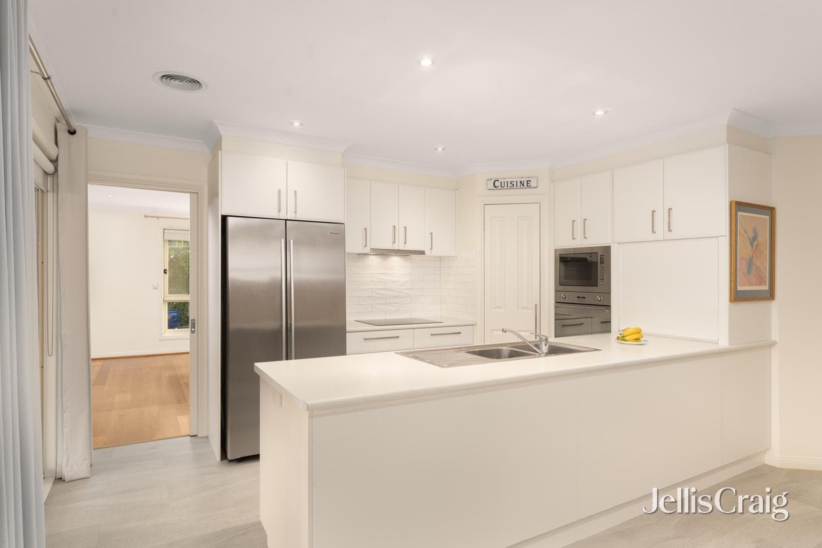 3 Faversham Avenue, Lake Gardens, Lake Gardens - Thumbnail 5