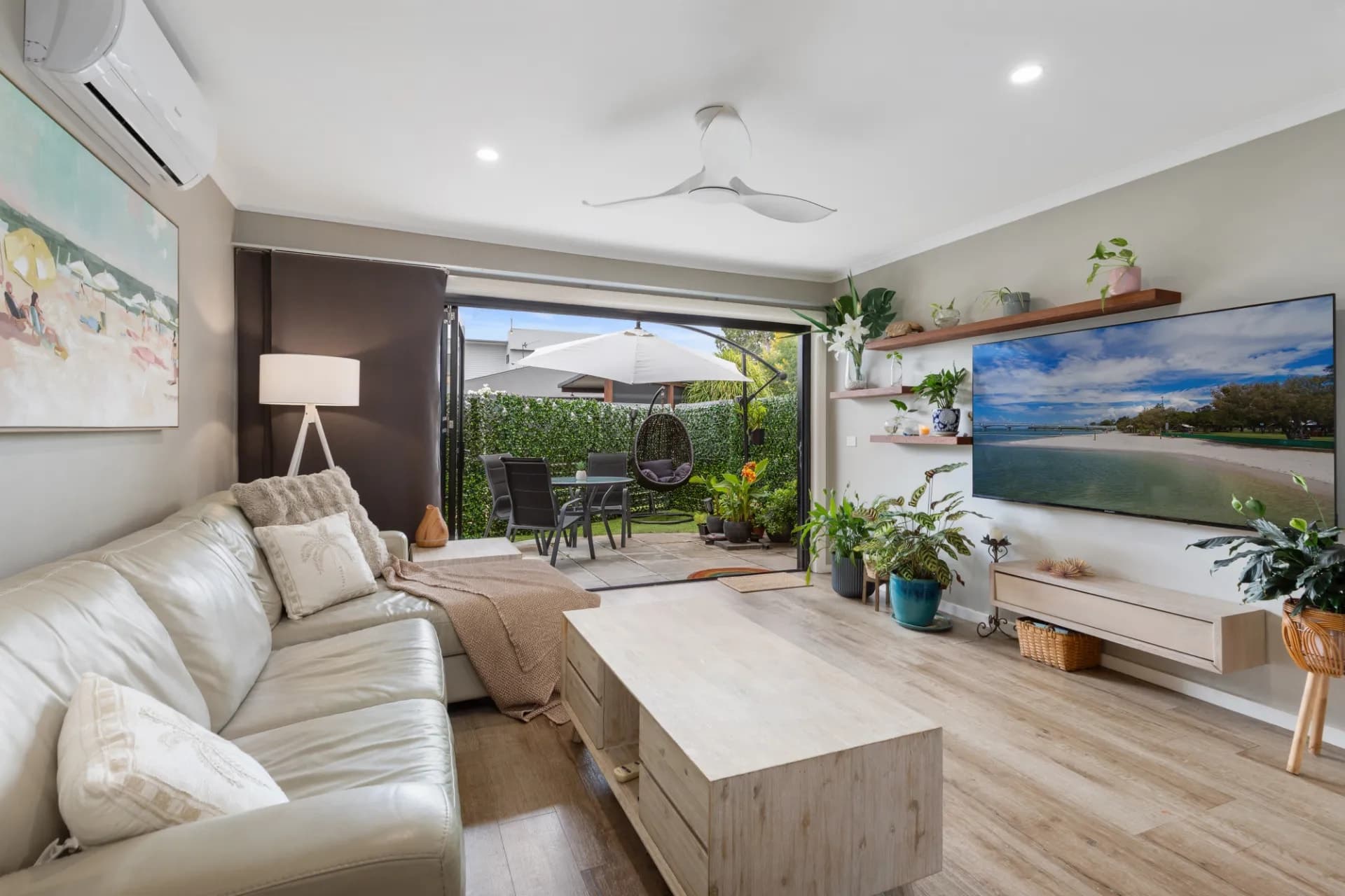 1/59 Errol Avenue, Paradise Point - Thumbnail 2