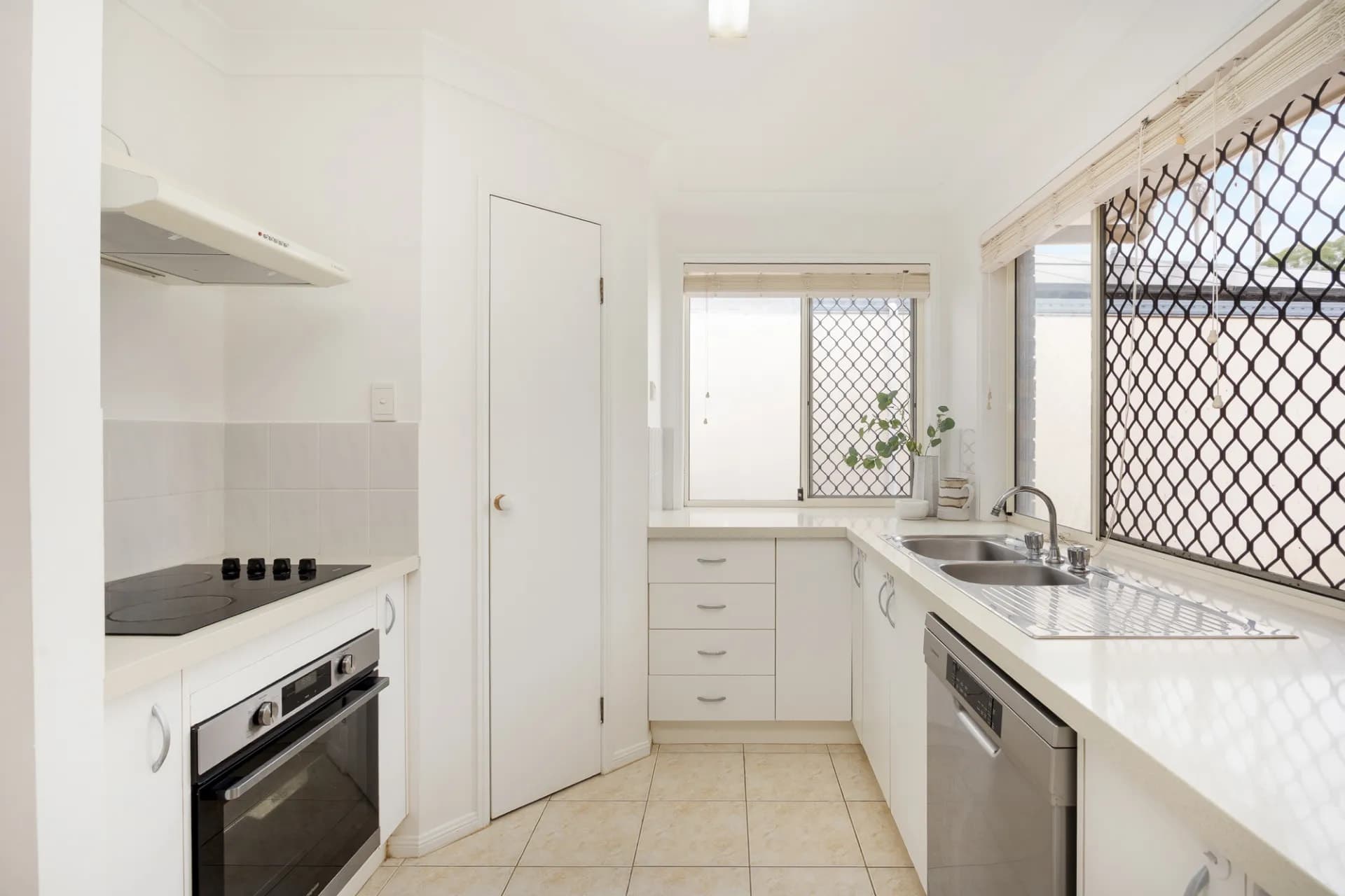 59 Ironwood  Street, Aspley - Thumbnail 6