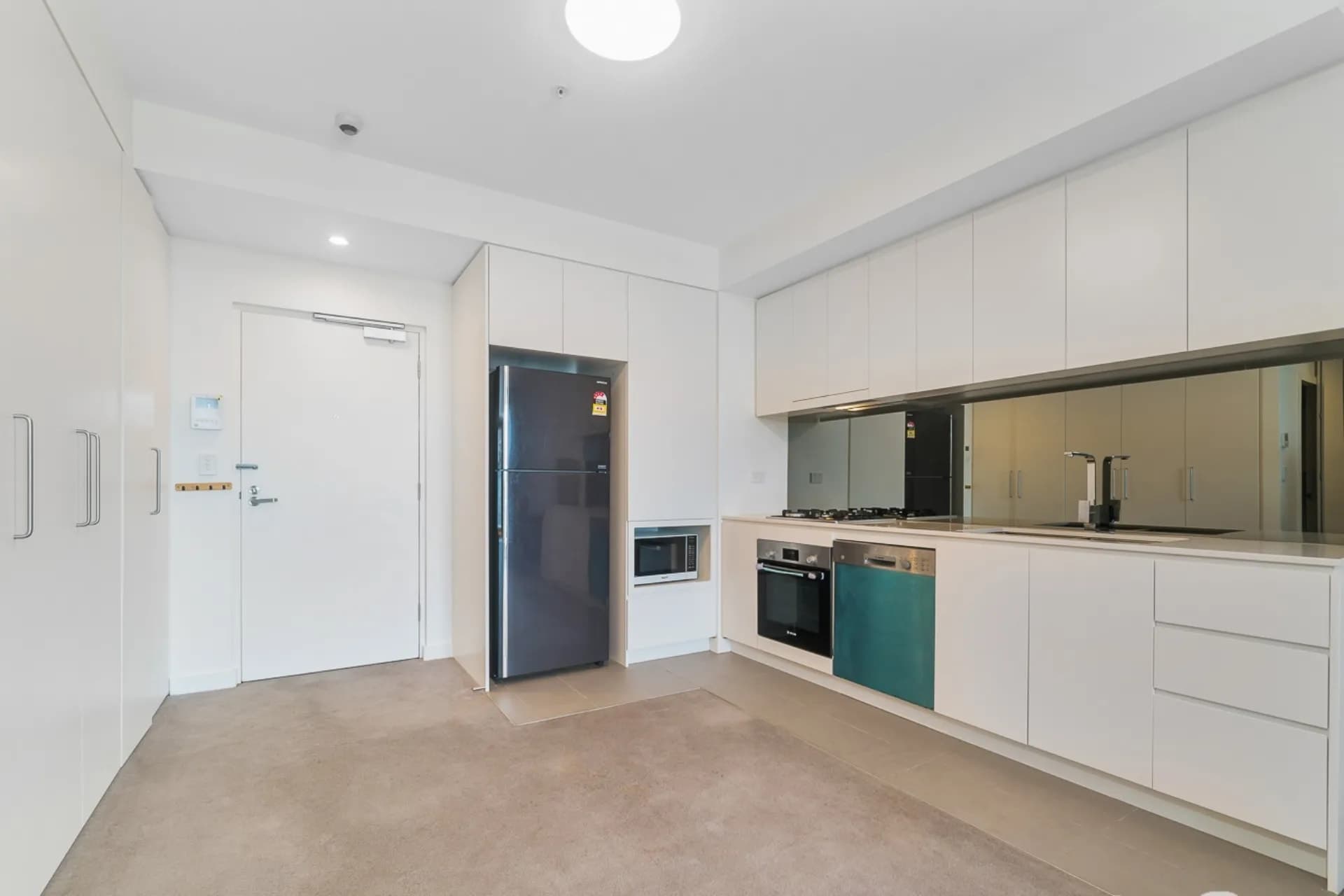 804/395 Princes Highway, Rockdale, NSW, Rockdale - Thumbnail 3