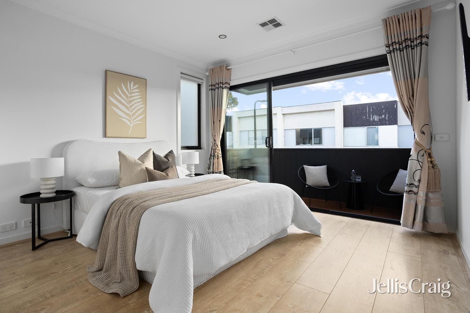 8 Skeggs Crescent, Heidelberg Heights, Heidelberg Heights - Thumbnail 6