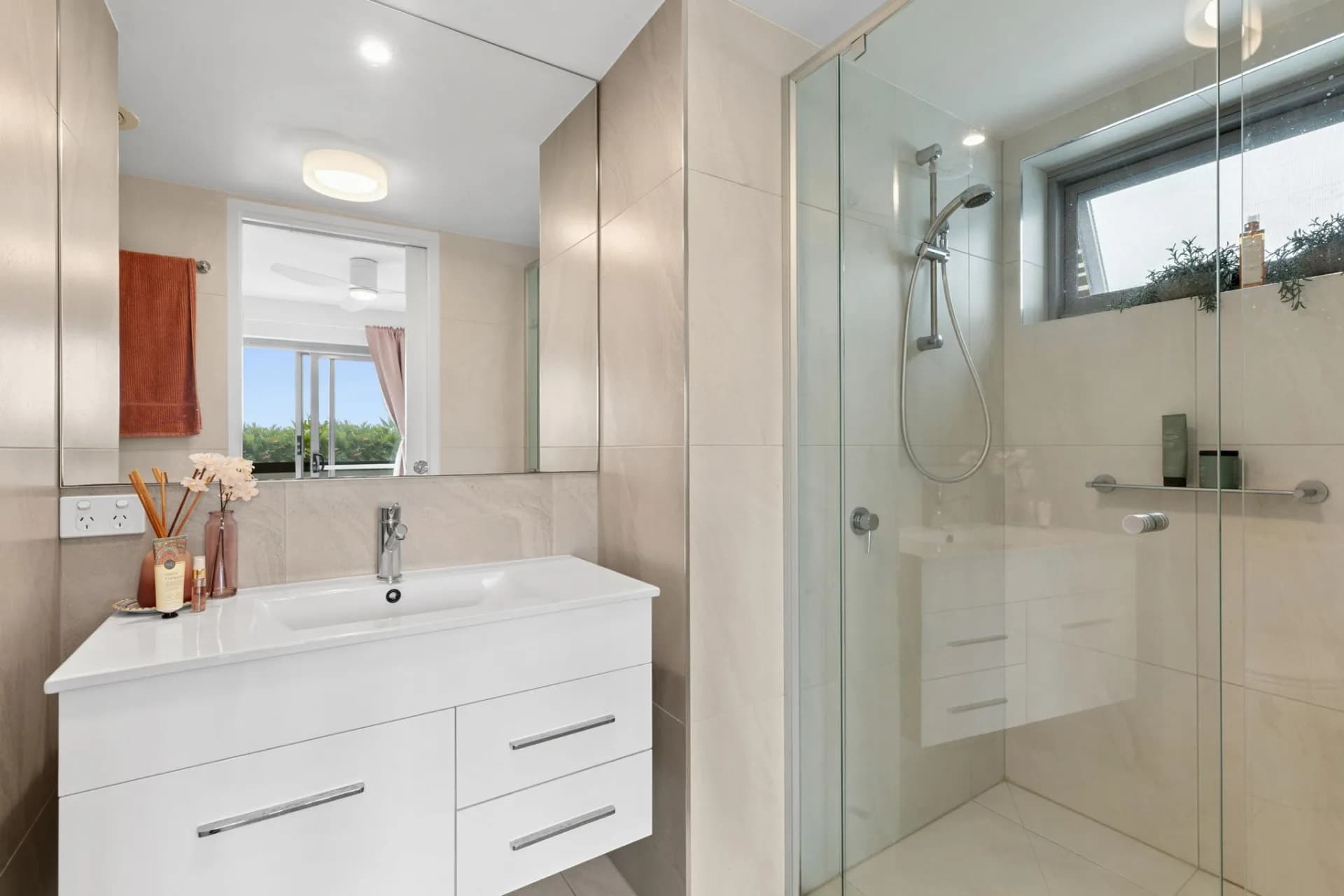402/4 Maud Street, Maroochydore - Thumbnail 7