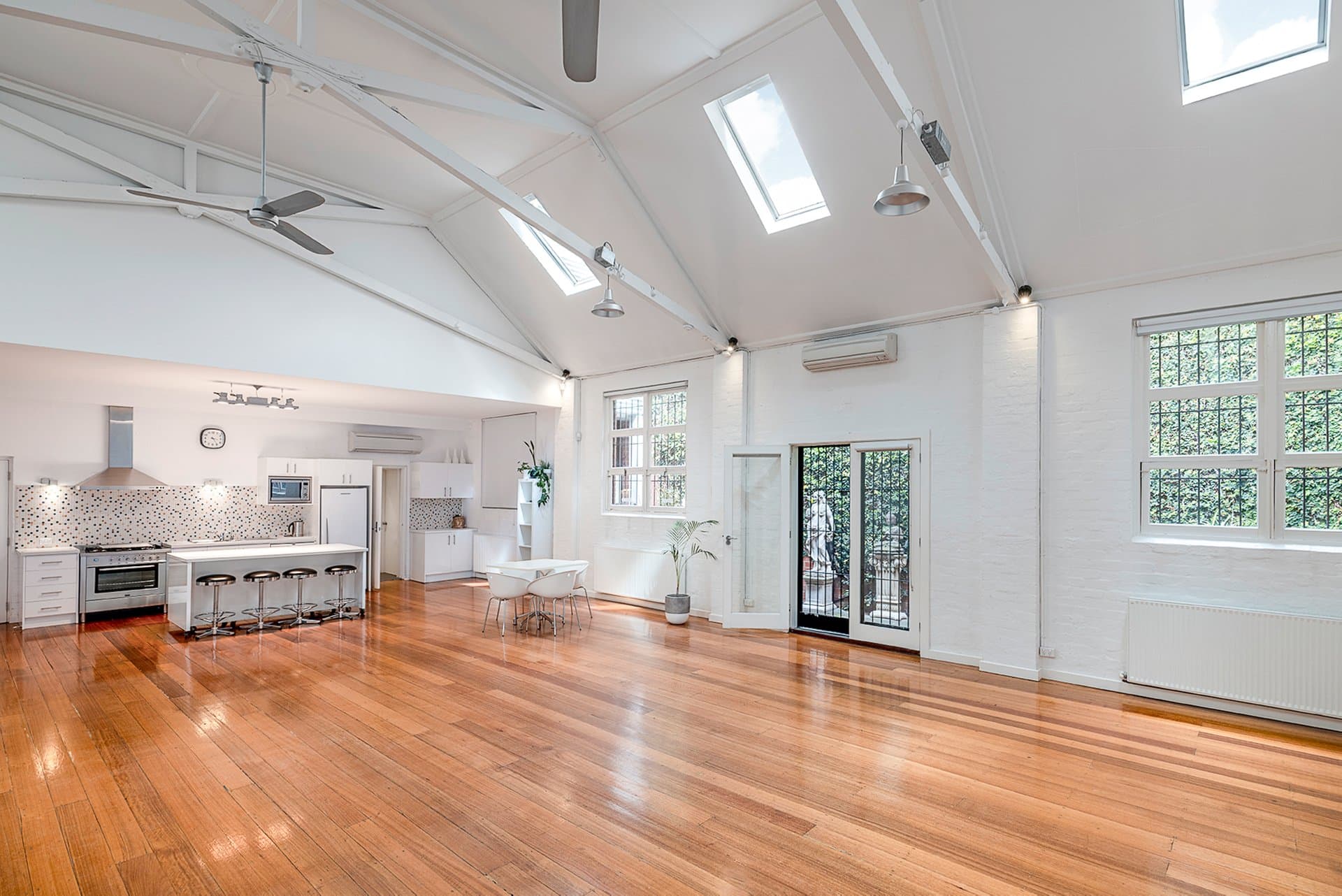 27 Sackville Street, Collingwood, Collingwood - Thumbnail 2