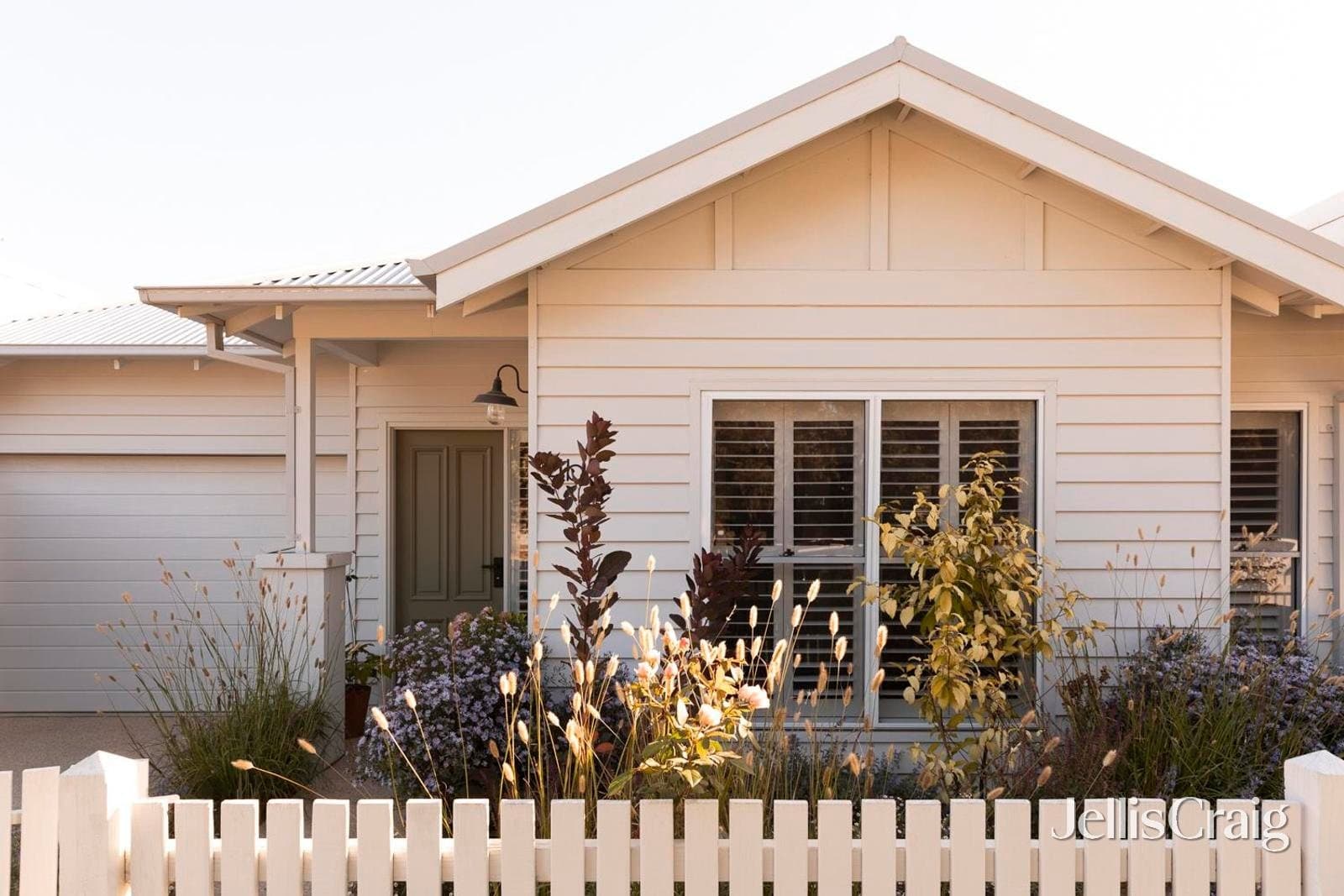 4B Anslow Street, Woodend, Woodend - Thumbnail 2