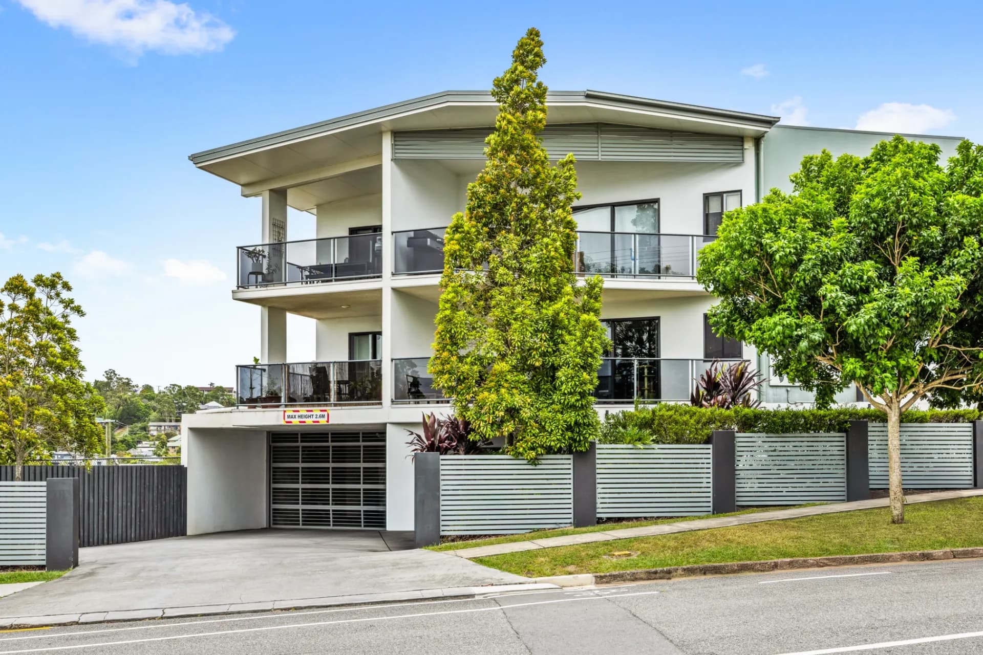 2/4 Wakefield Street, Alderley - Image 1