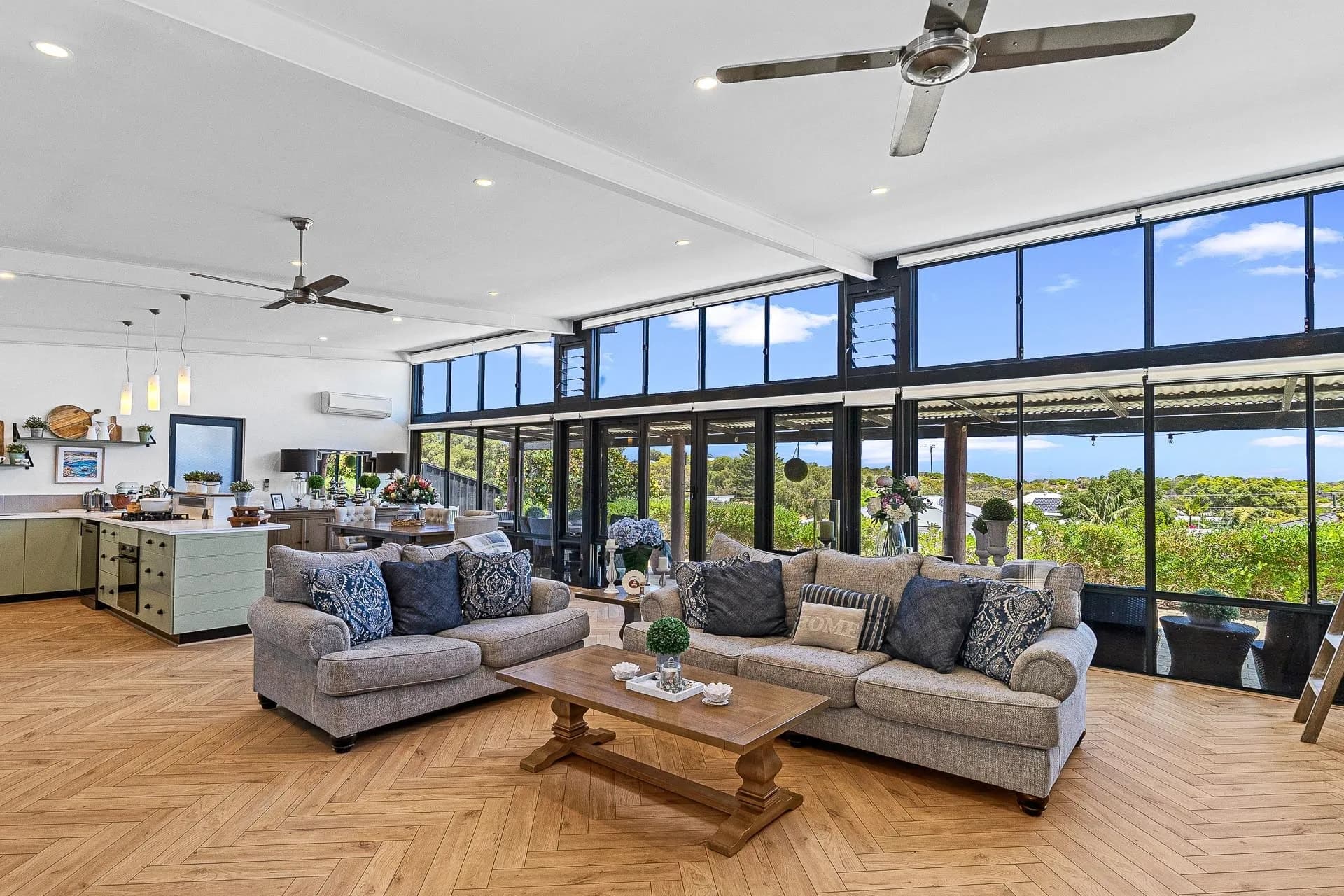 38 Belinda Loop, Dawesville - Thumbnail 2