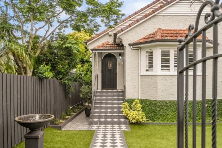 108 Adelaide Street East, Clayfield, QLD, Clayfield - Image 1