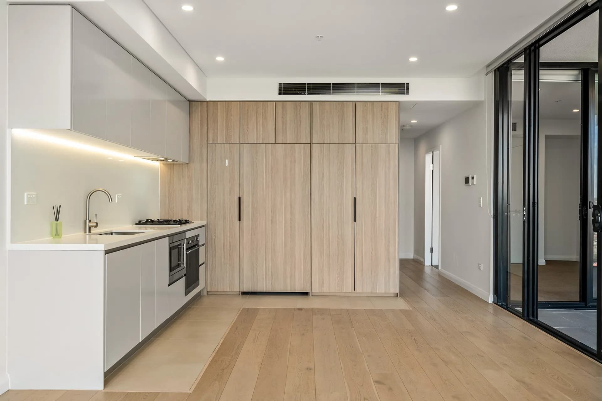 1549/9 Maple Tree Road, Westmead - Thumbnail 4