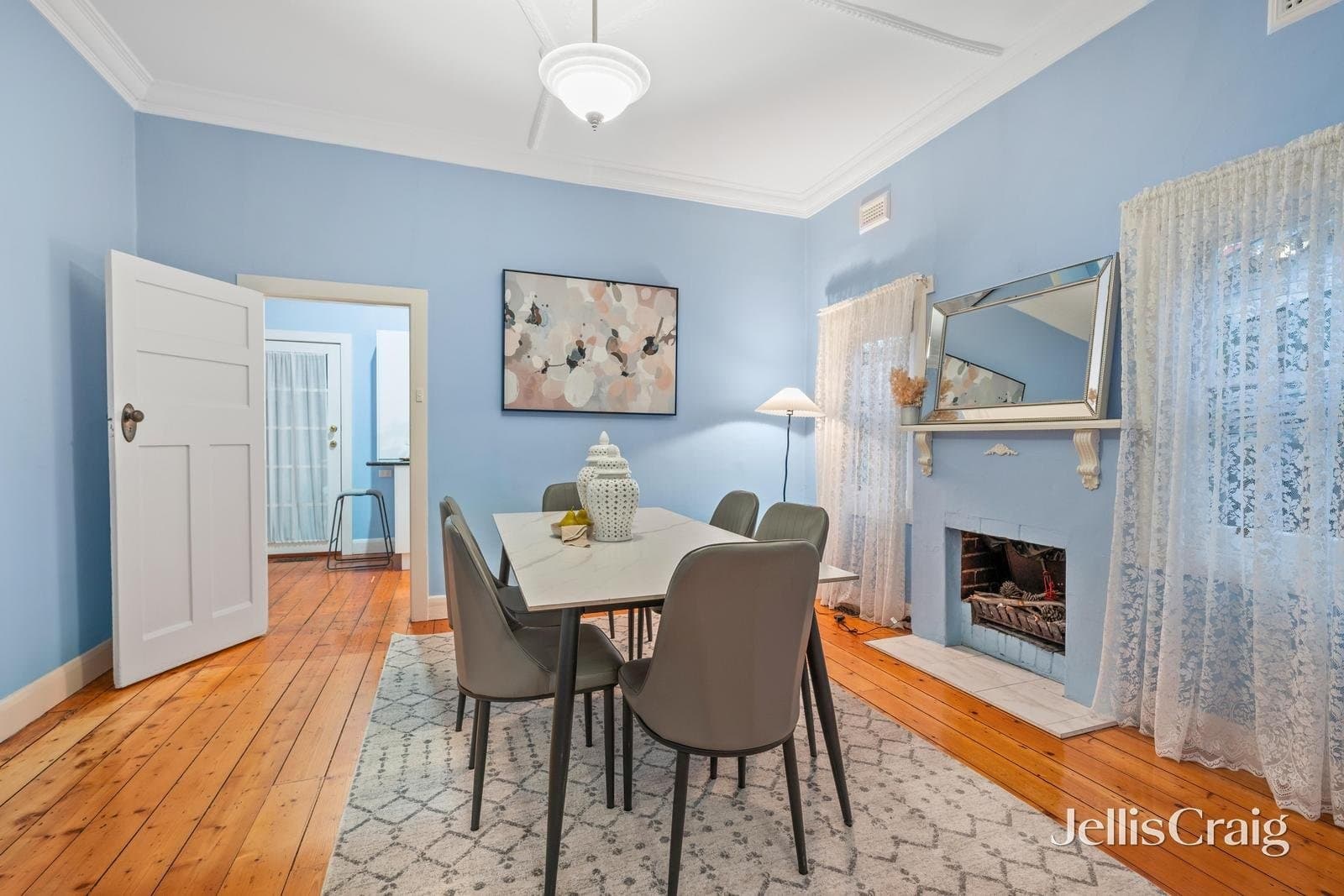 4 Barcelona Street, Box Hill, Box Hill - Thumbnail 7