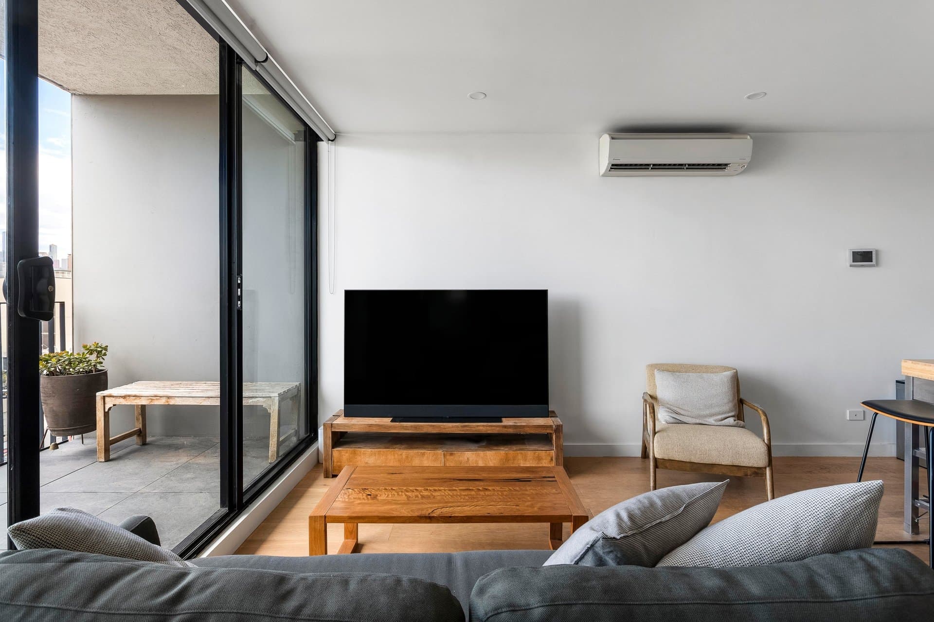 701/2 Hotham Street, Collingwood, Collingwood - Thumbnail 4