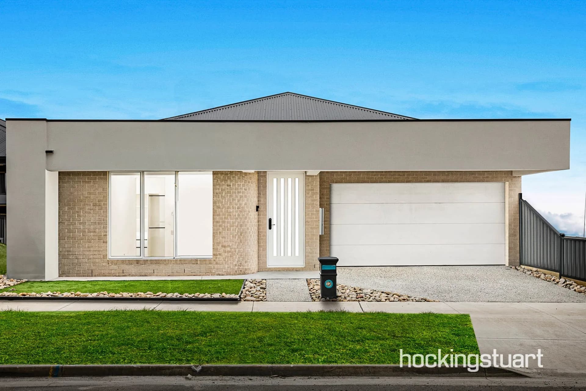 18 Pasilla  Circuit, Mickleham - Image 1