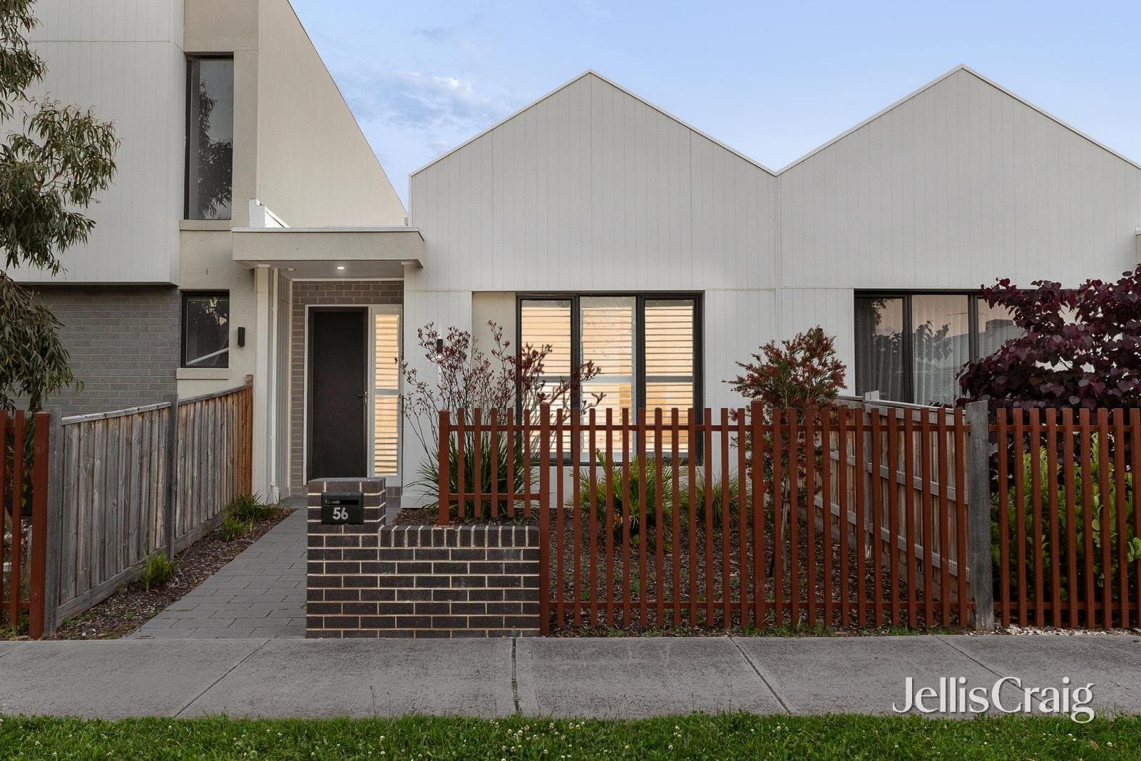 56 Meander Road, Doreen, Doreen - Thumbnail 2