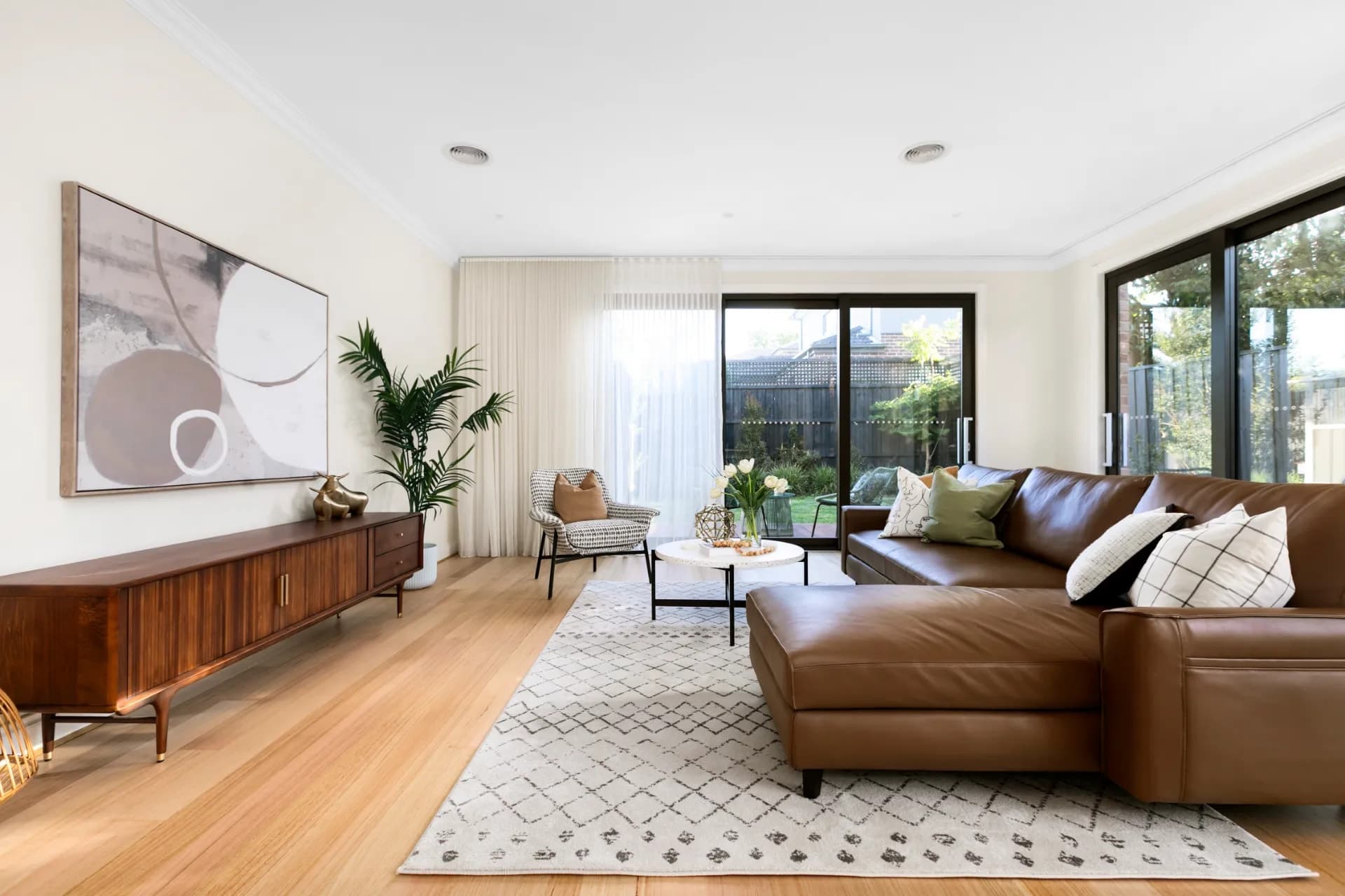 28 Fakenham Road, Ashburton - Thumbnail 5