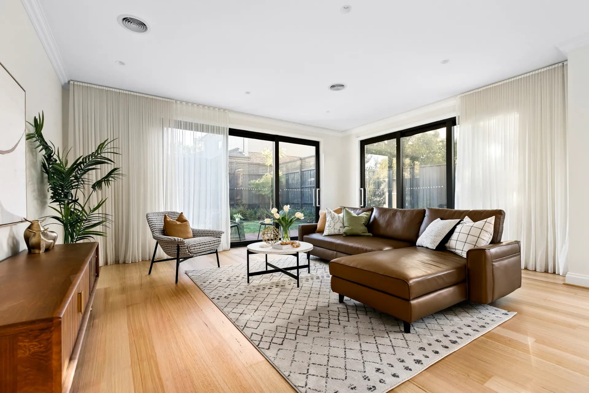 28 Fakenham Road, Ashburton - Thumbnail 6