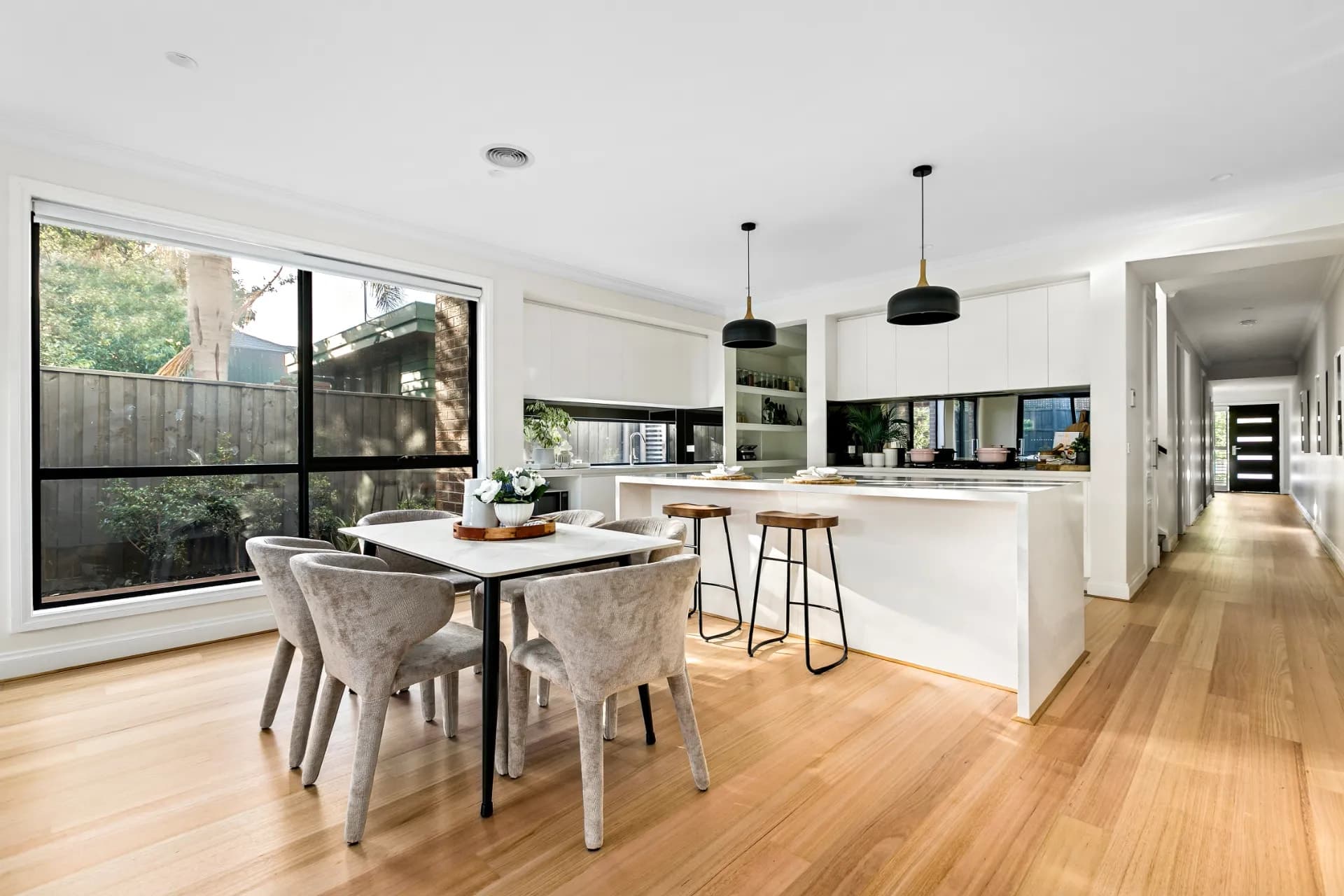 28 Fakenham Road, Ashburton - Thumbnail 7