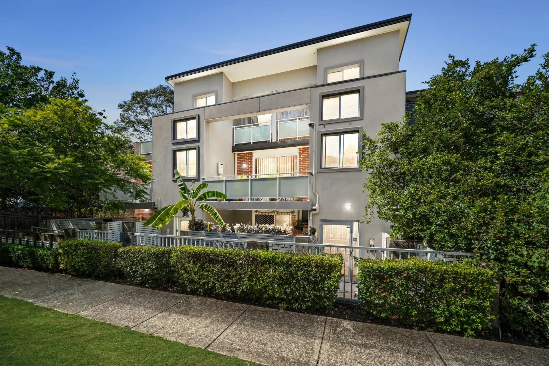 1/11 O'Reilly Street, Parramatta - Image 1