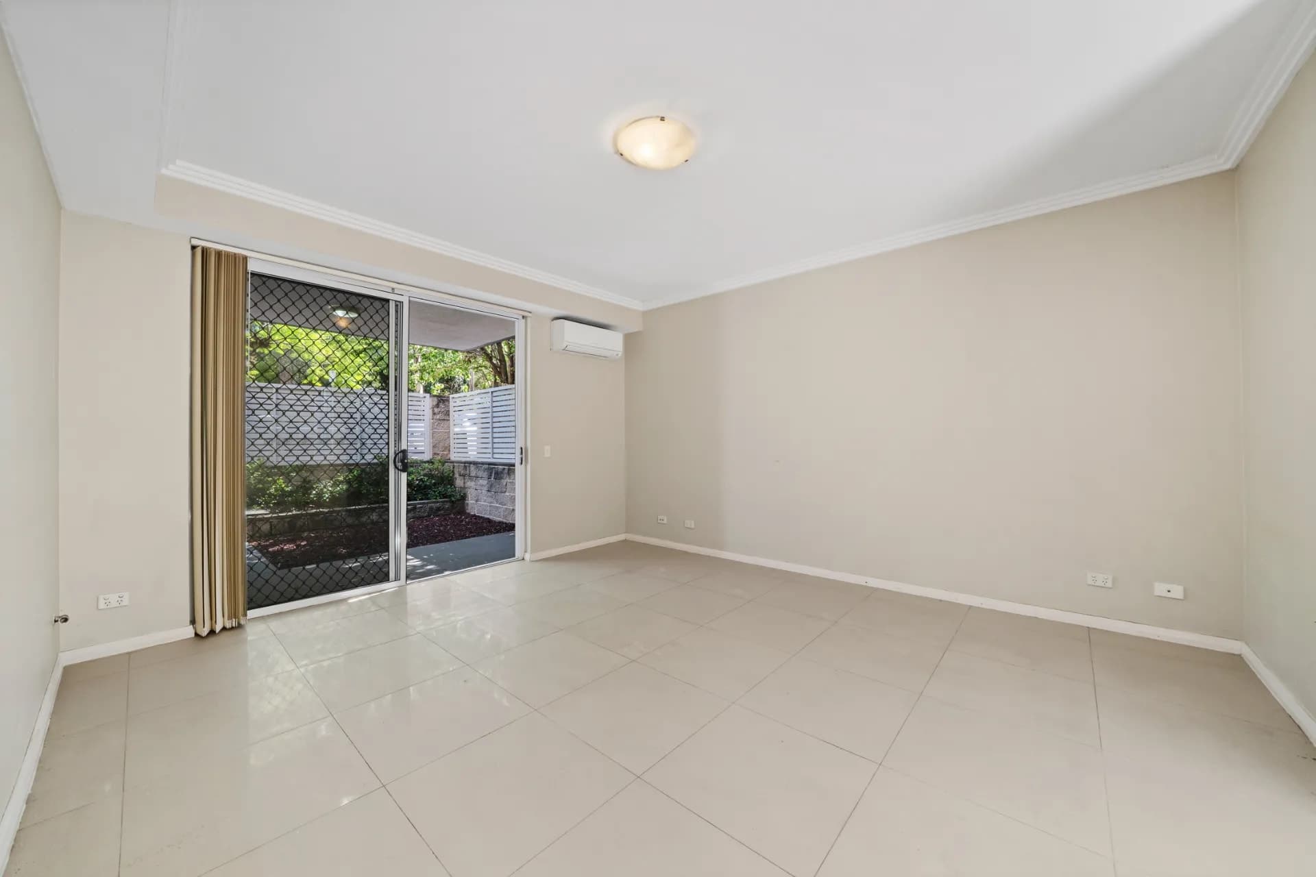 1/11 O'Reilly Street, Parramatta - Thumbnail 3