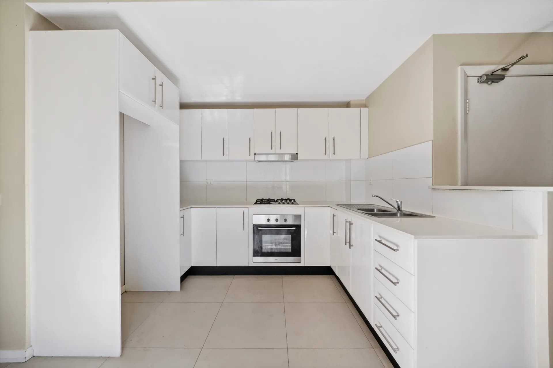 1/11 O'Reilly Street, Parramatta - Thumbnail 4