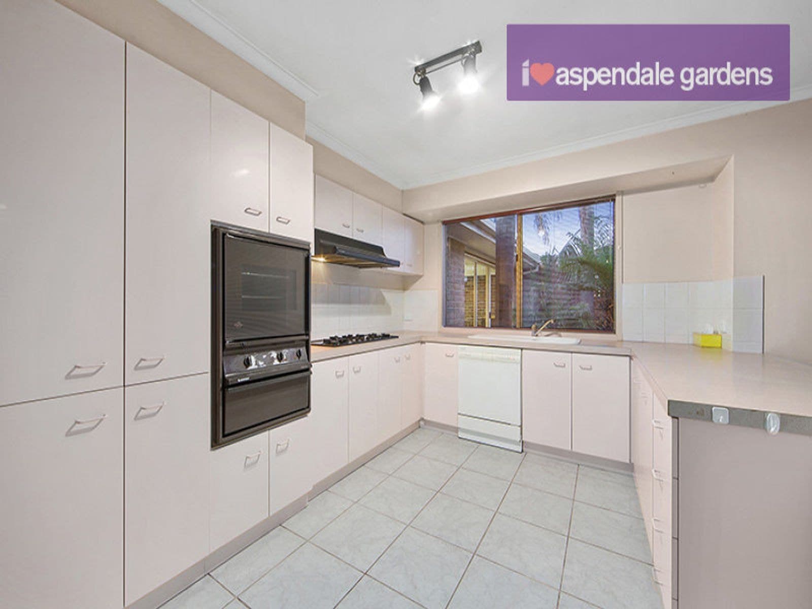 12 Keaton Way, Aspendale Gardens, VIC 3195, Aspendale Gardens - Thumbnail 2