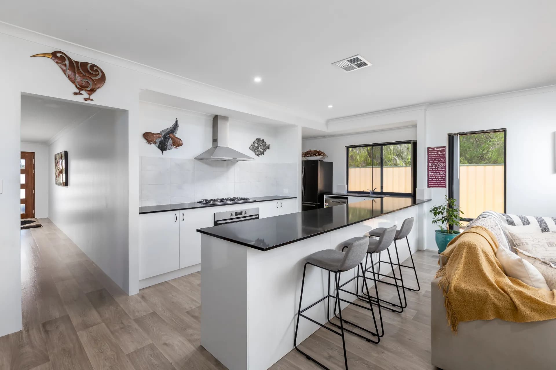 11 Serpentine Bend, Yalyalup - Thumbnail 4