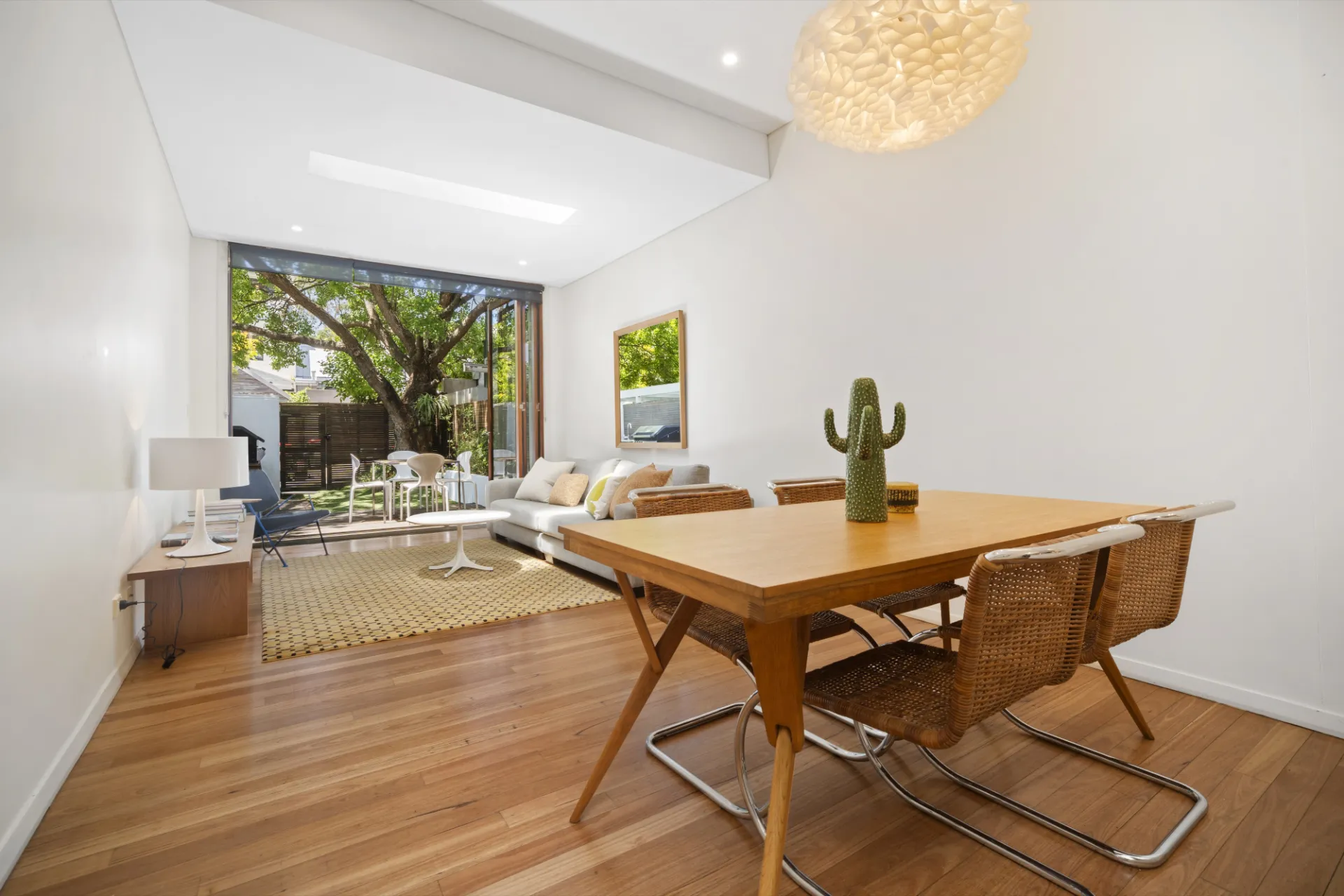 9 Colbourne Avenue, Glebe - Thumbnail 3