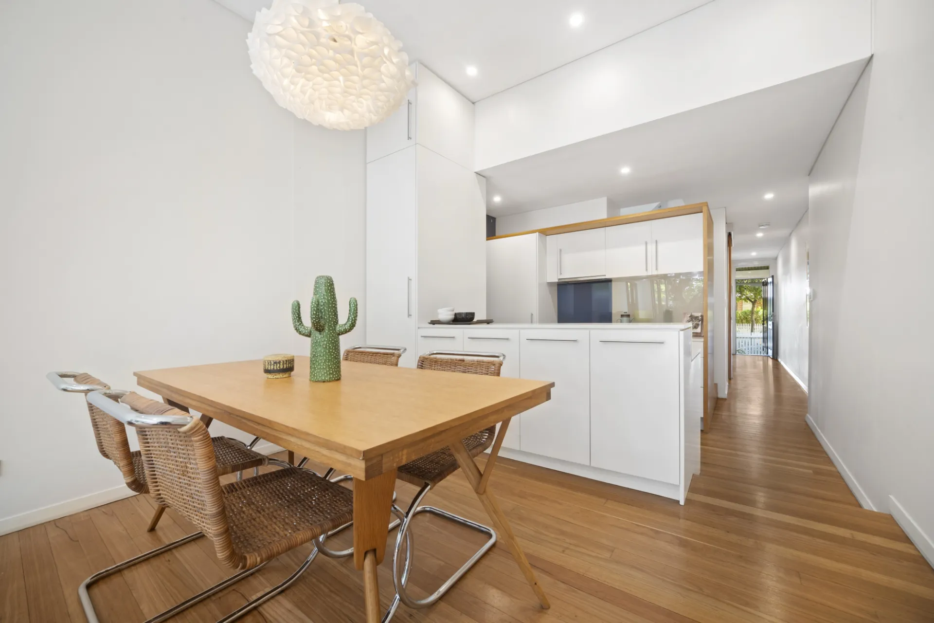 9 Colbourne Avenue, Glebe - Thumbnail 7