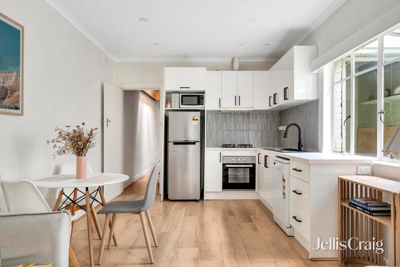 209 Albion Street, Brunswick, Brunswick - Thumbnail 4