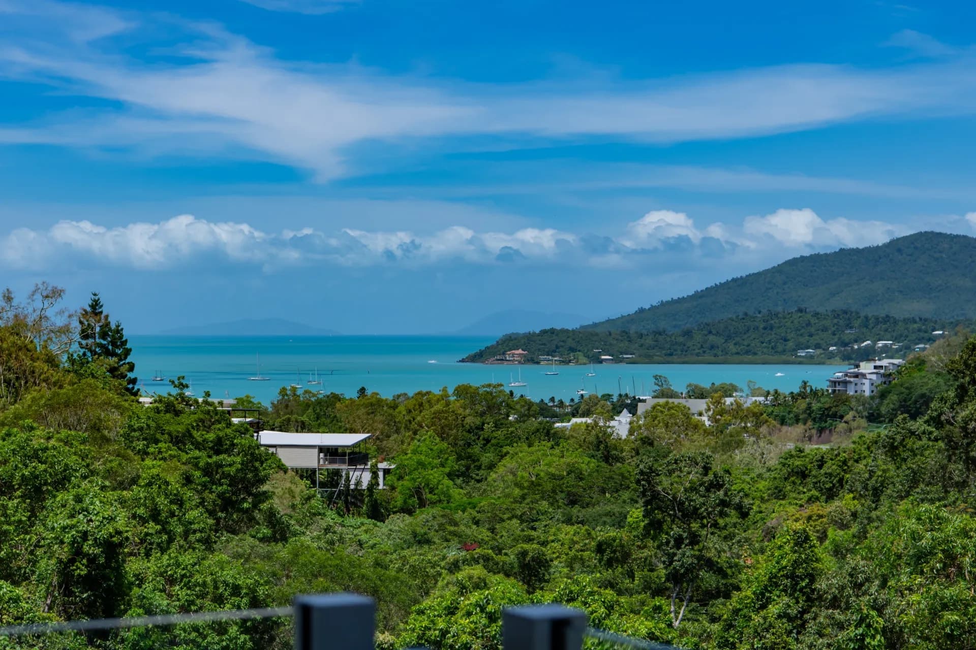 9/15 Flame Tree Court, Airlie Beach - Image 1