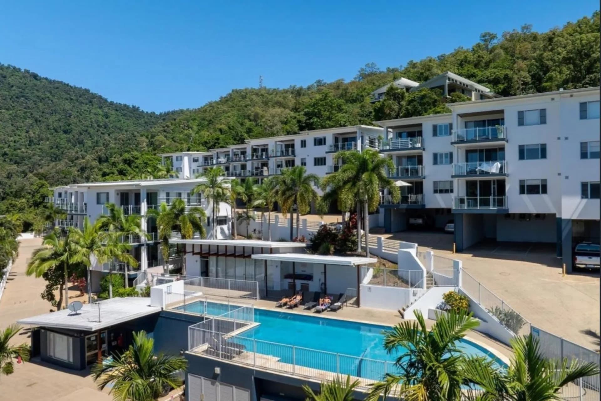 9/15 Flame Tree Court, Airlie Beach - Thumbnail 3