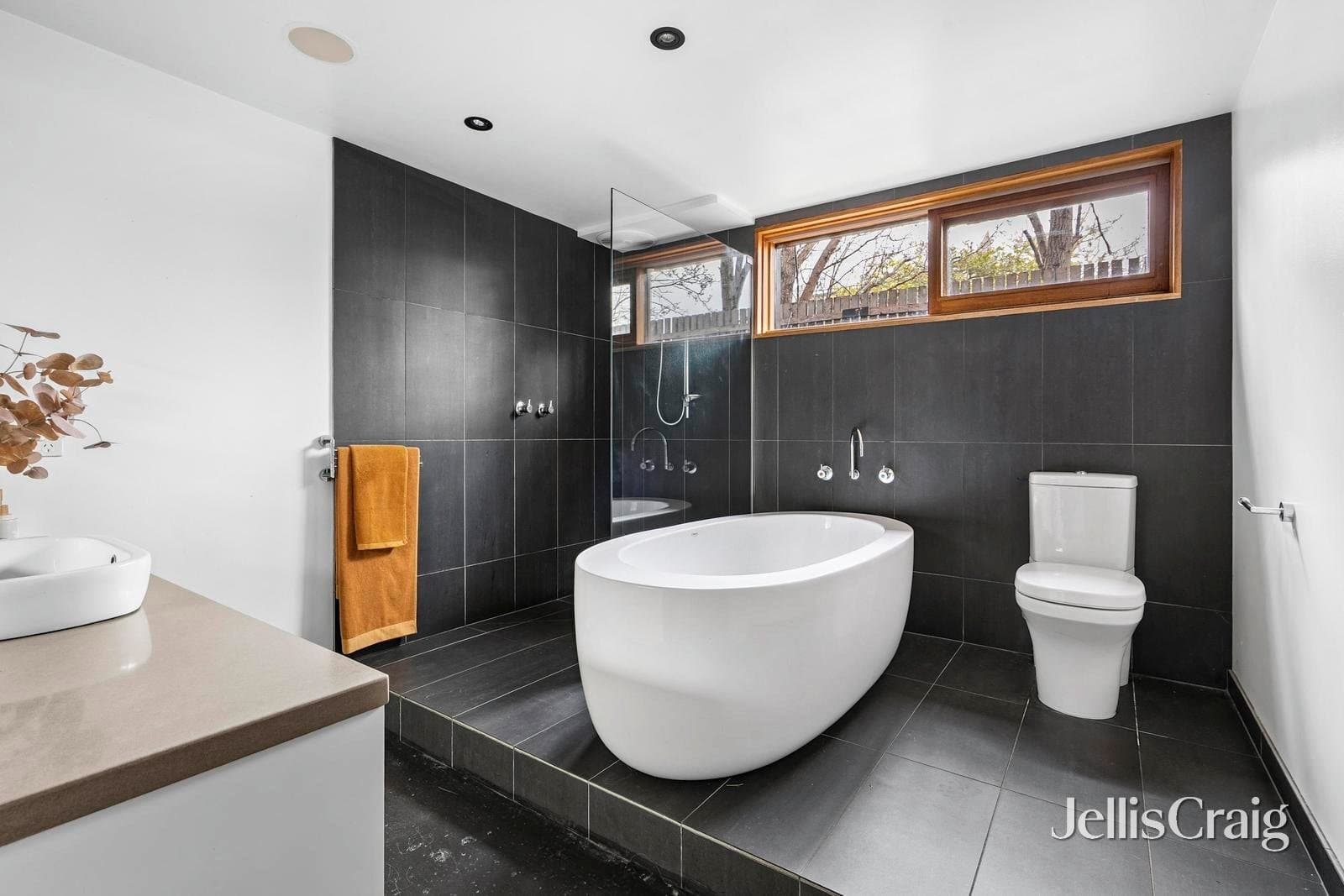 12 Wellington Street, Geelong West, Geelong West - Thumbnail 8