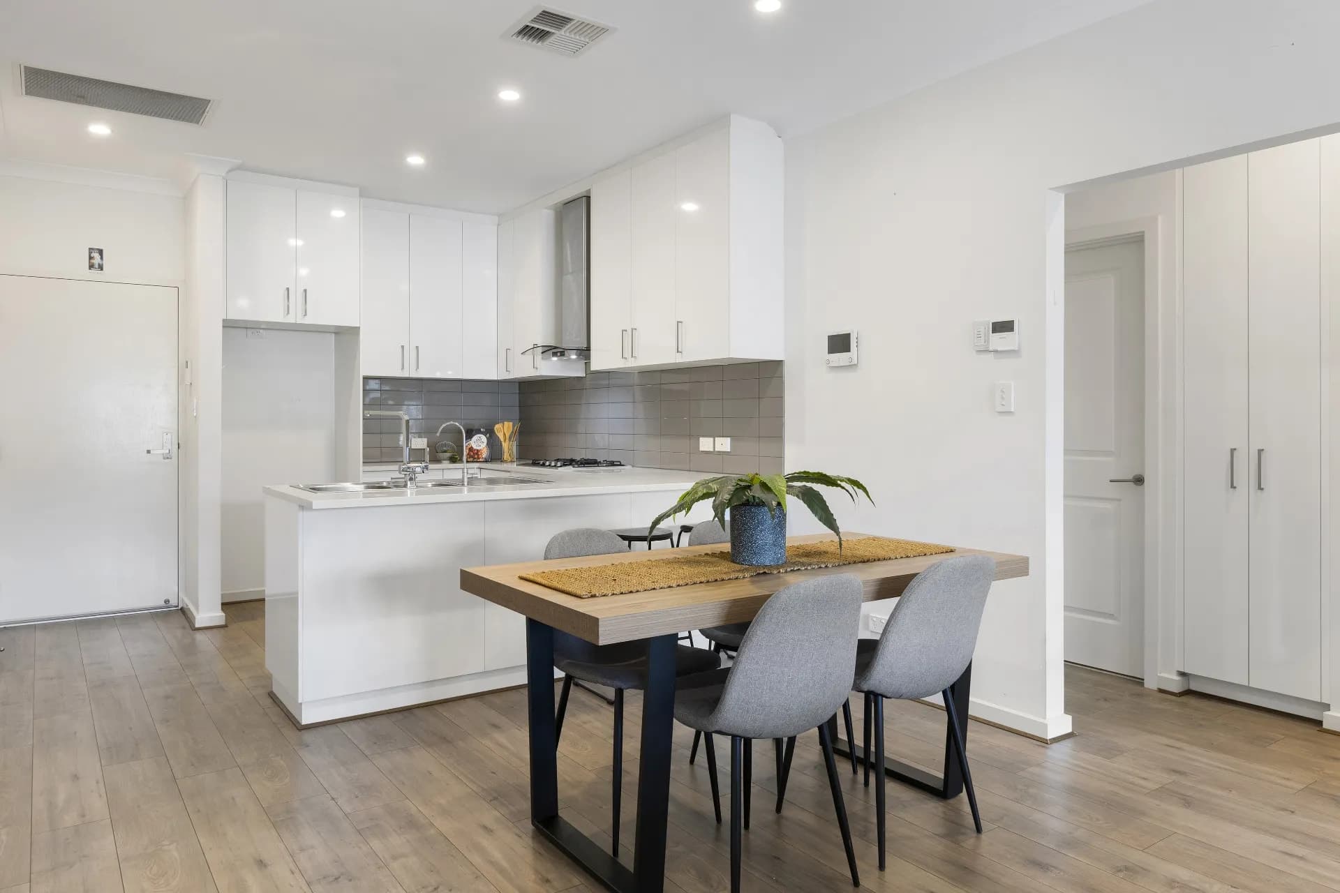 9/1 Coventry Street, Mawson Lakes - Thumbnail 5