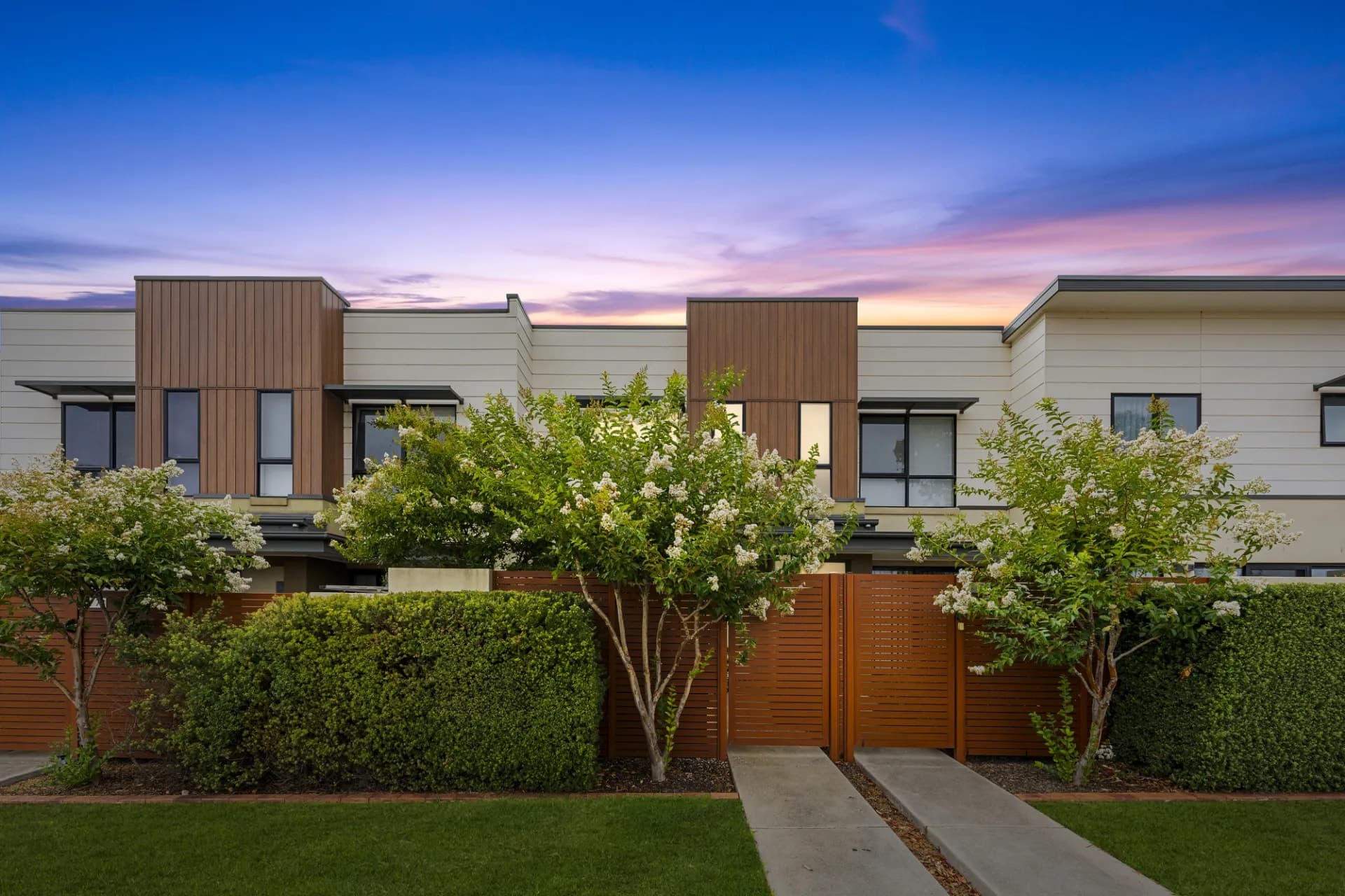 76 Wanderlight Avenue, Lawson - Image 1