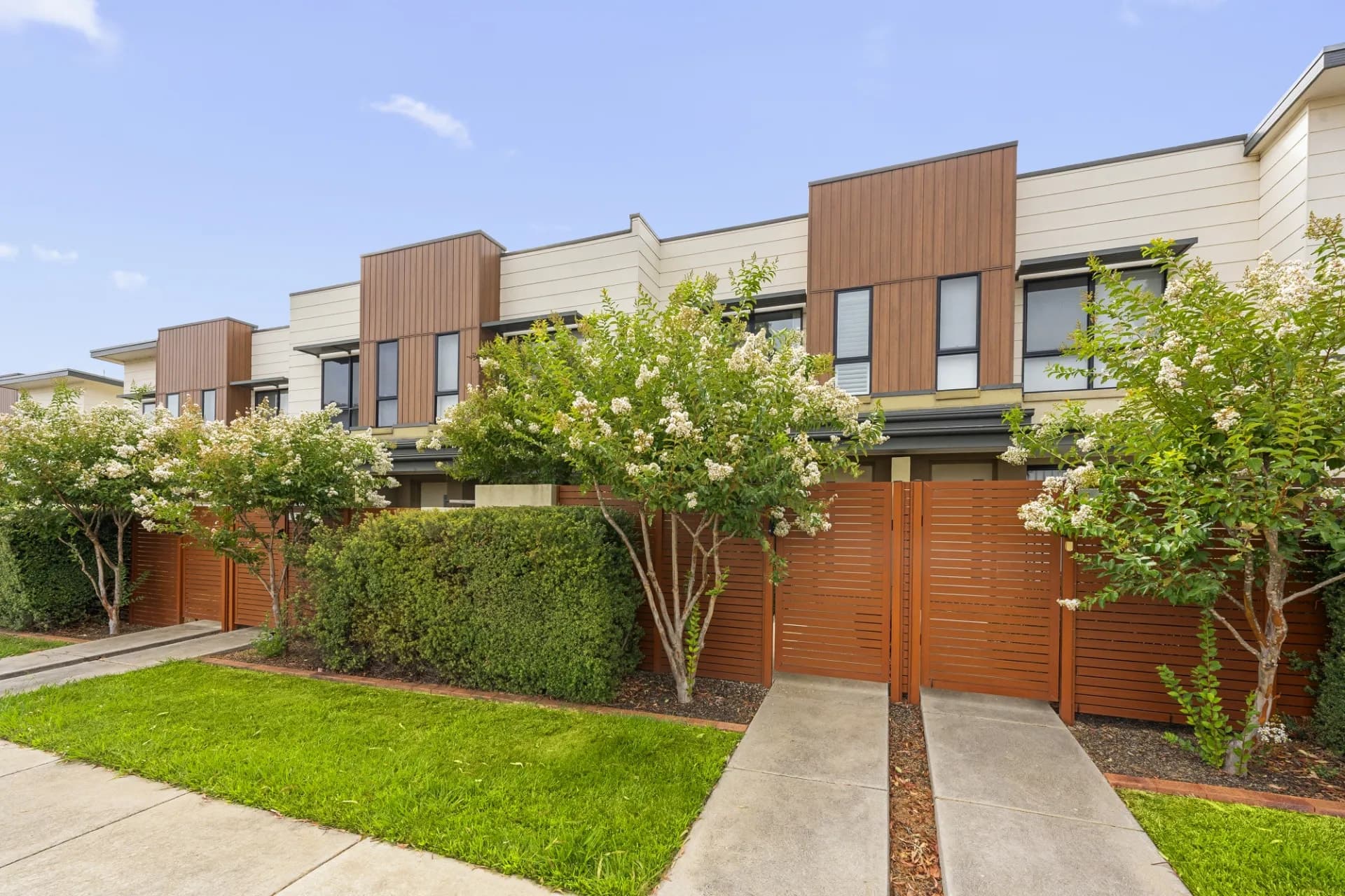 76 Wanderlight Avenue, Lawson - Thumbnail 2