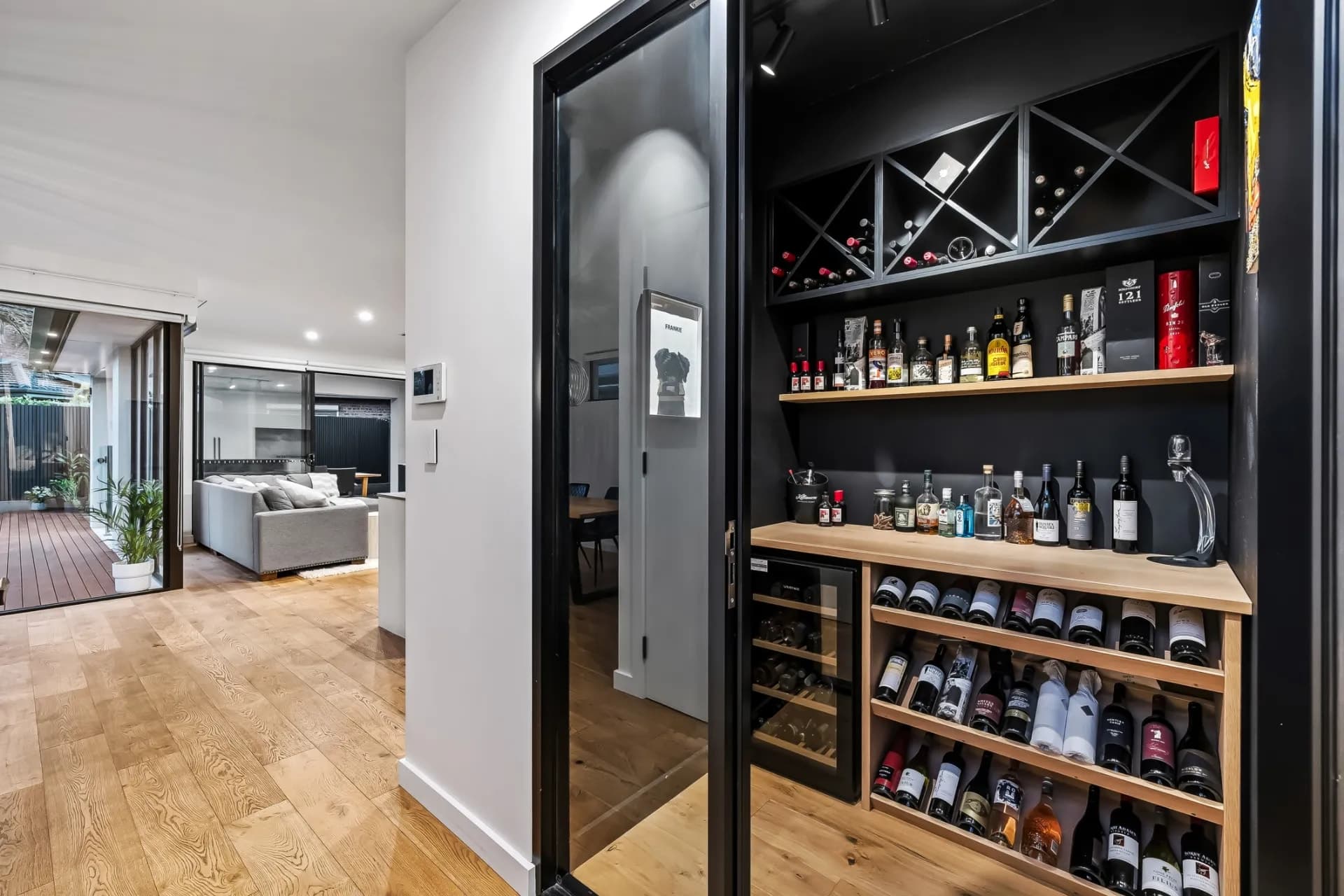 15 Gray Street, West Beach - Thumbnail 5
