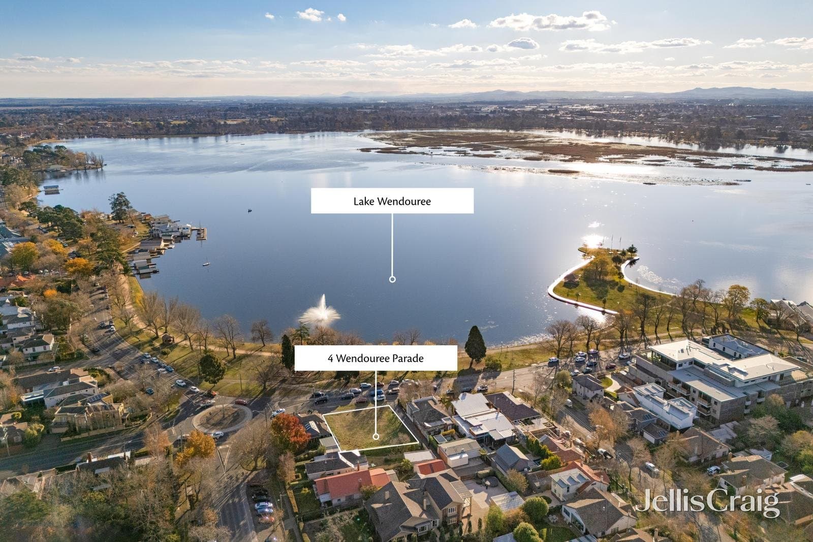 4 Wendouree Parade, Lake Wendouree, Lake Wendouree - Thumbnail 3