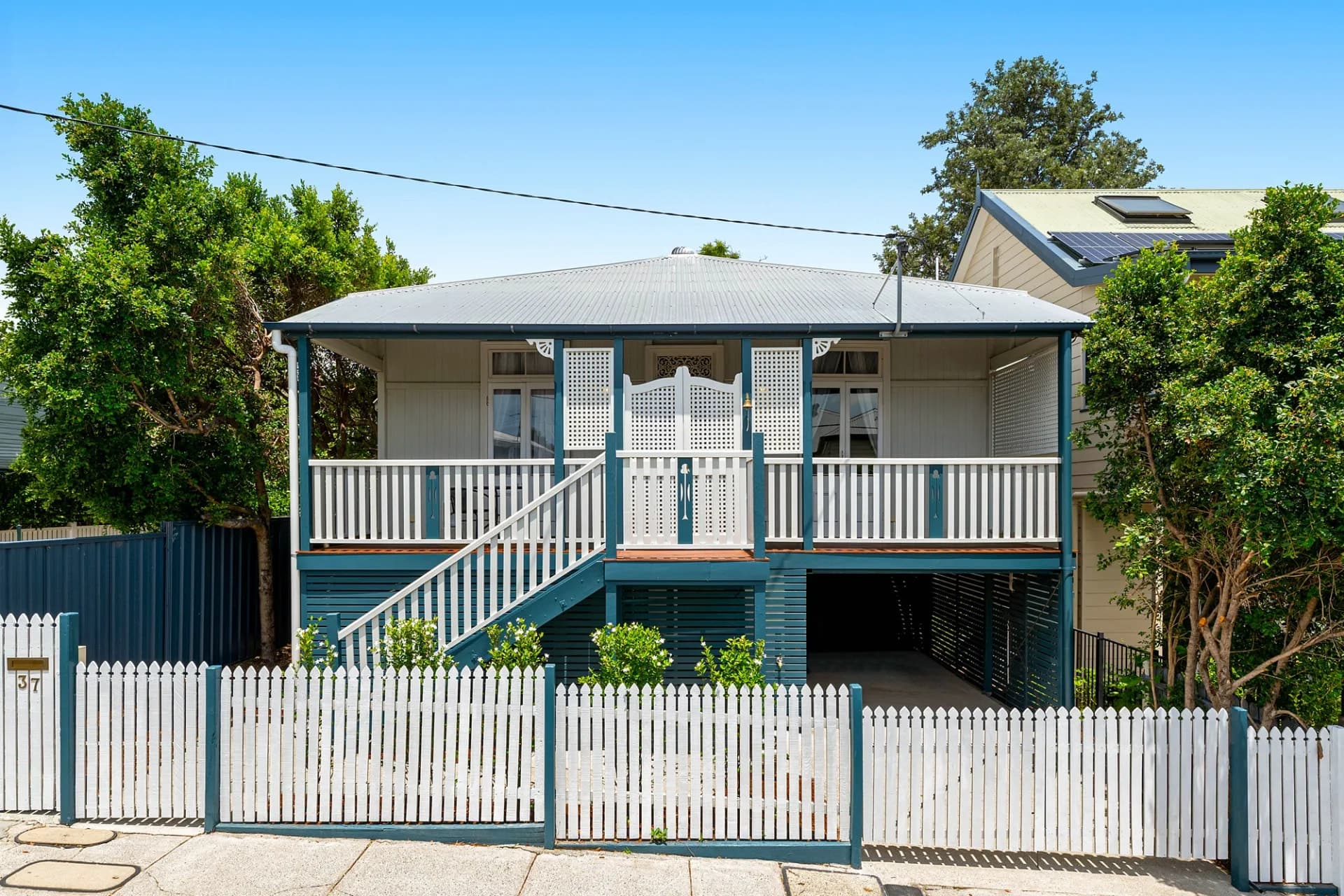 37 Mossgrove Street, Woolloongabba - Image 1