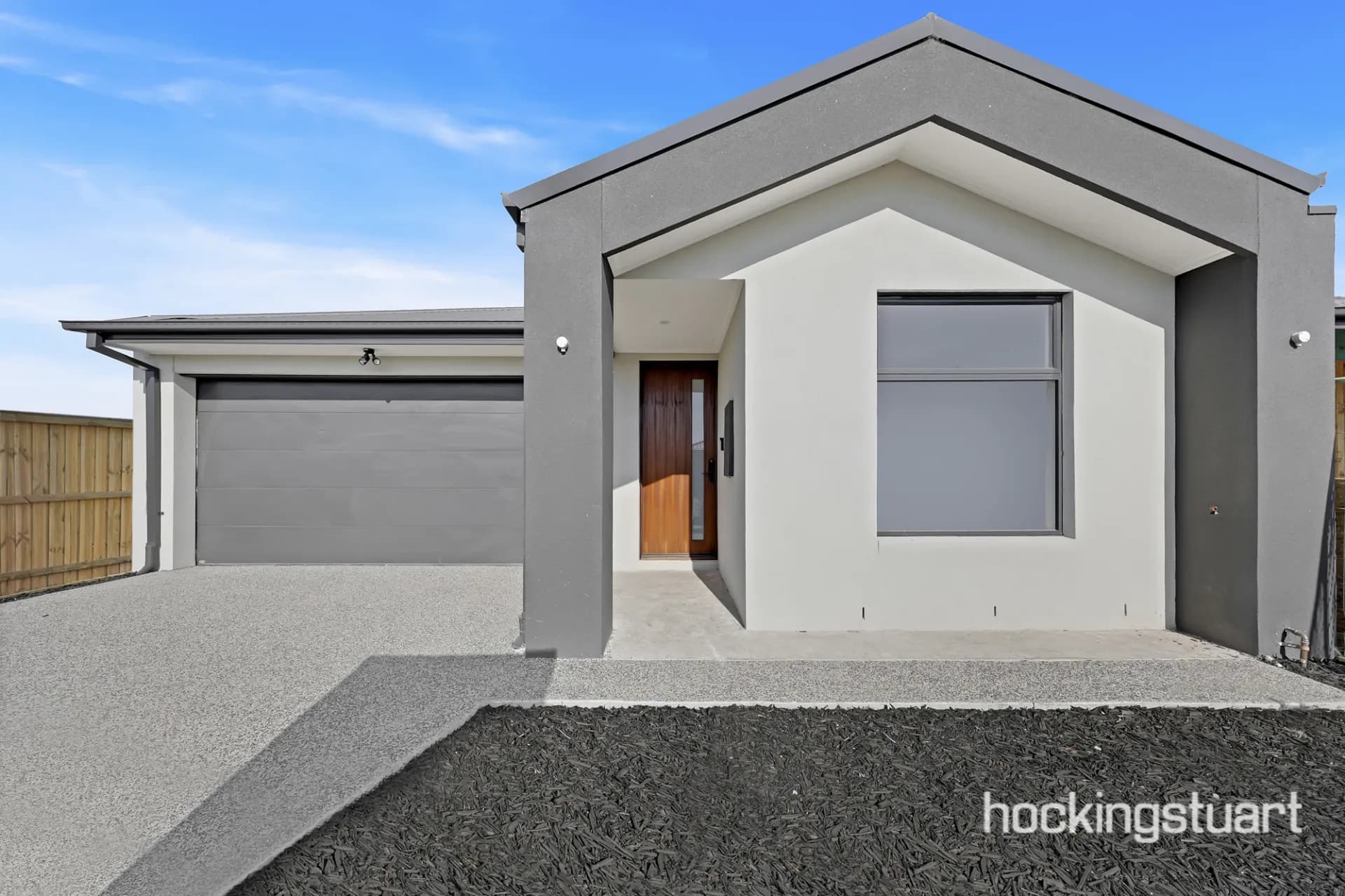 43 Mallaig Drive, Beveridge - Image 1