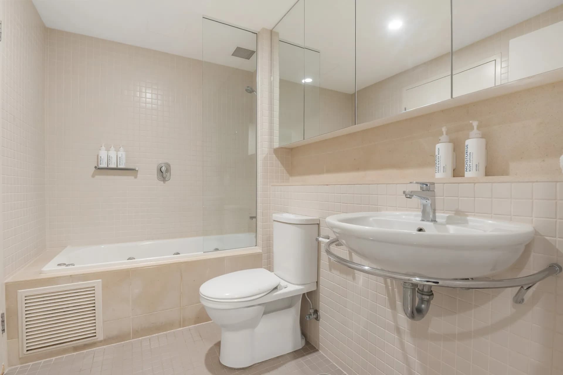 607/16 Holdfast Promenade, Glenelg, SA, Glenelg - Thumbnail 6