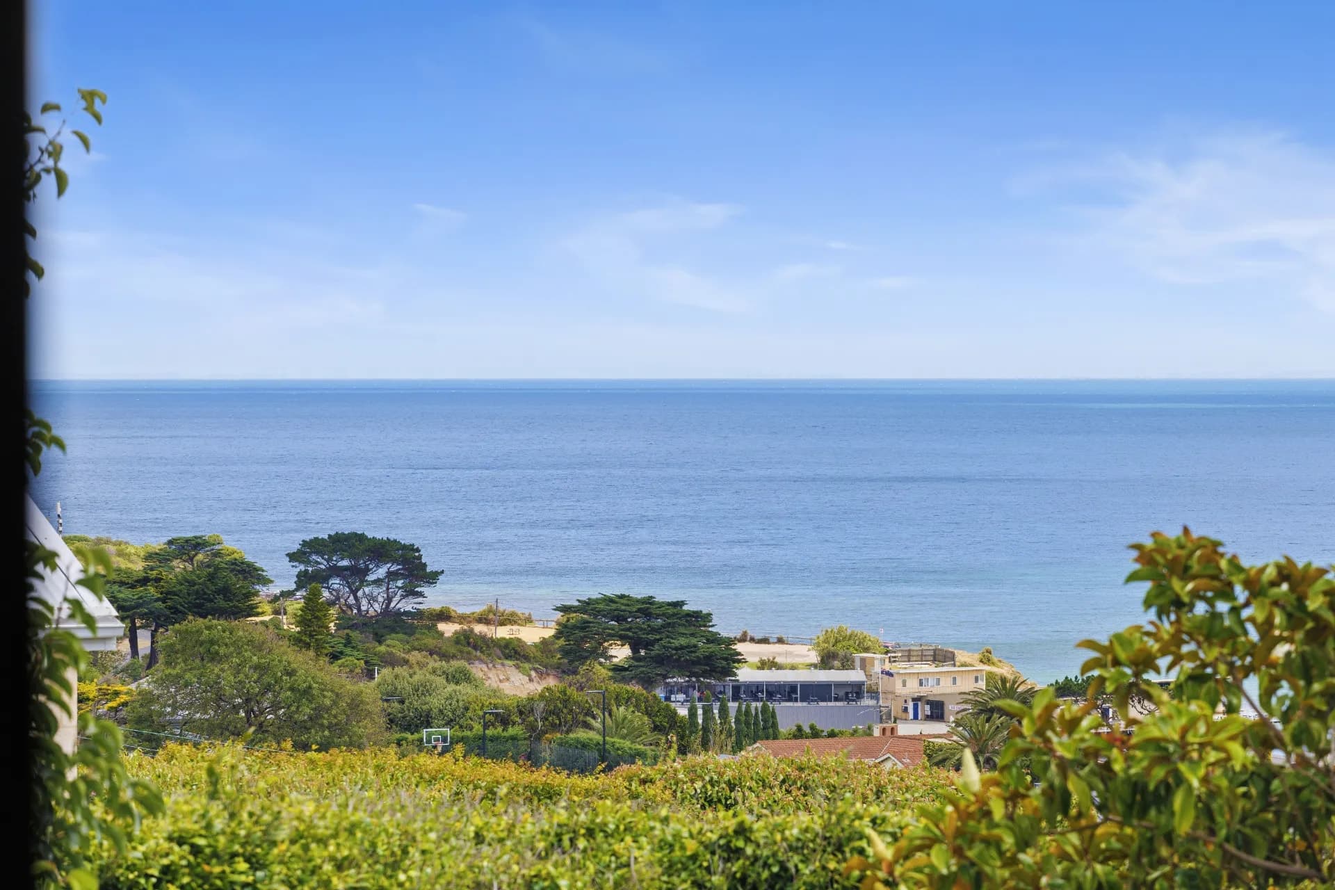 30 Watts Parade, Mount Eliza, VIC, Mount Eliza - Thumbnail 2