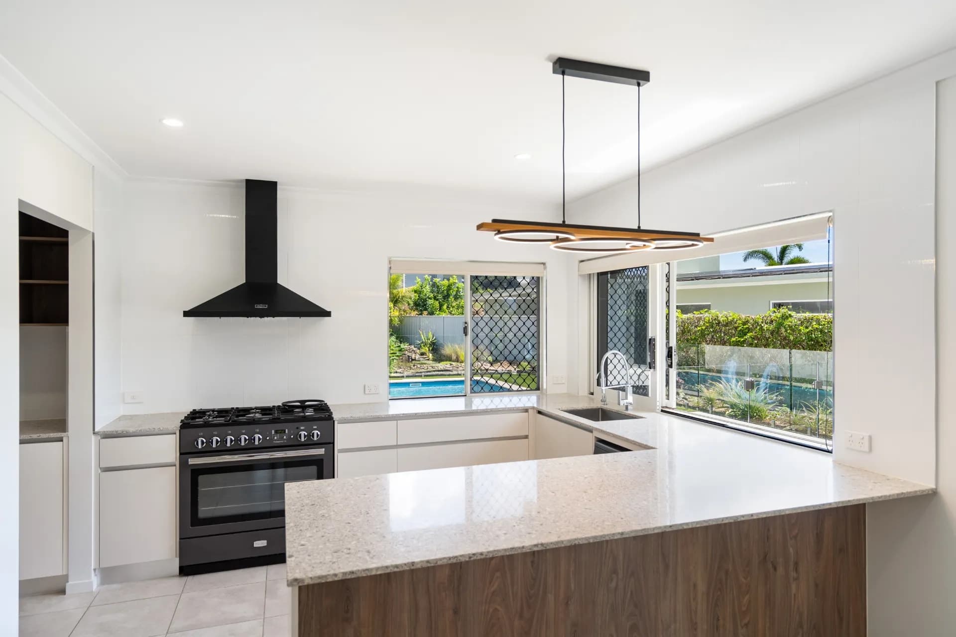 14 Akame Avenue, Caravonica, QLD, Caravonica - Thumbnail 5