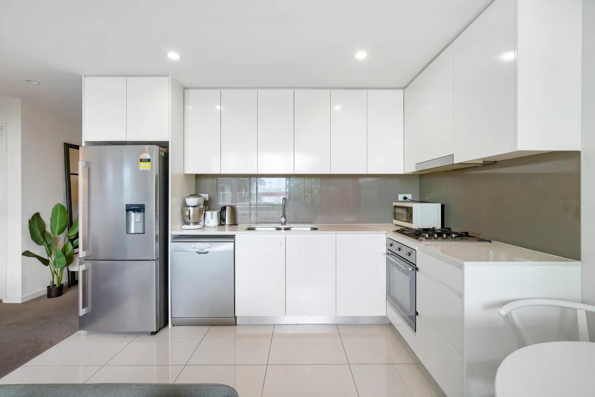 306/9-11 Arncliffe Street, Wolli Creek - Thumbnail 3