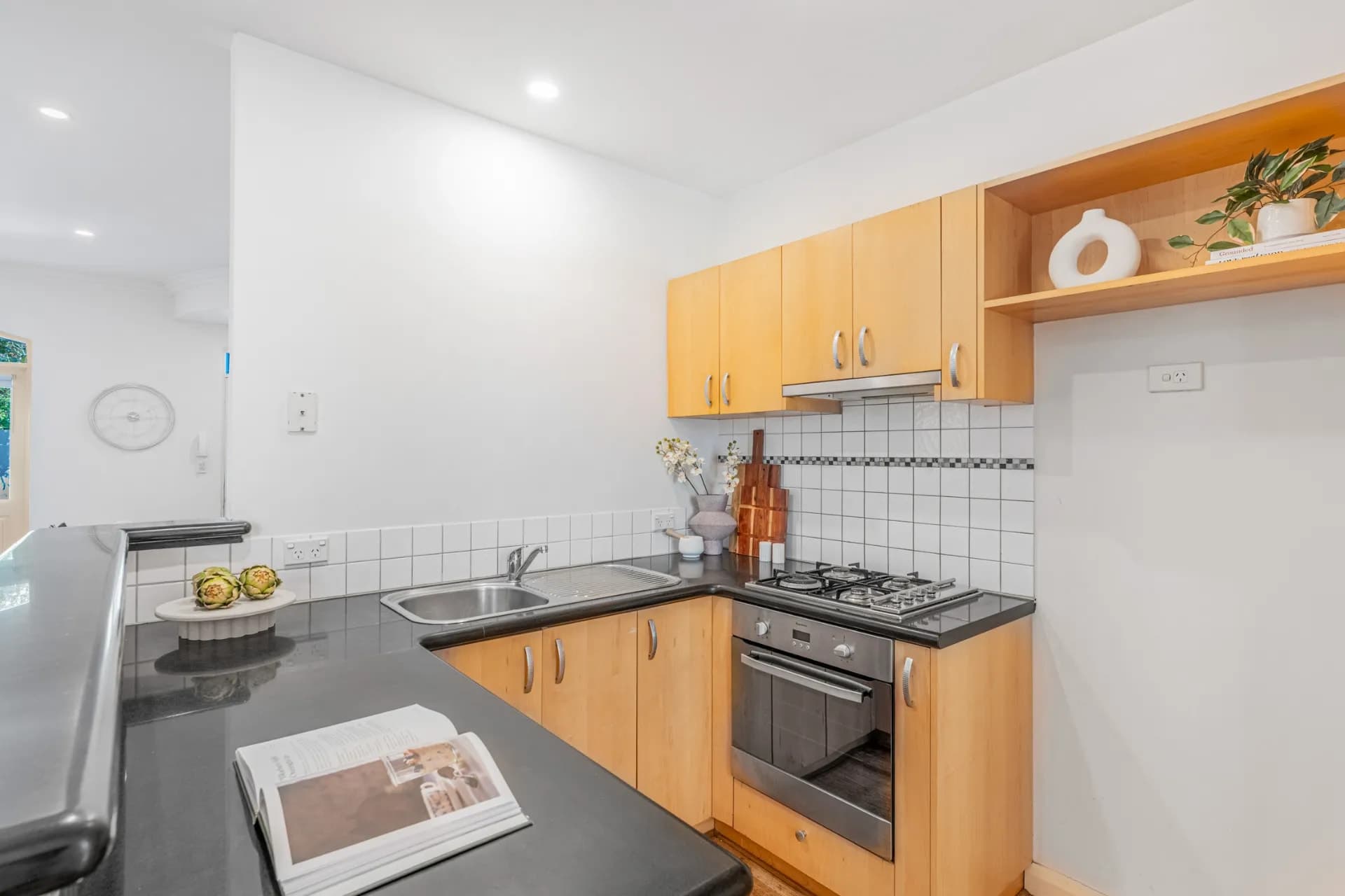 102 Denis Street, Subiaco - Thumbnail 7