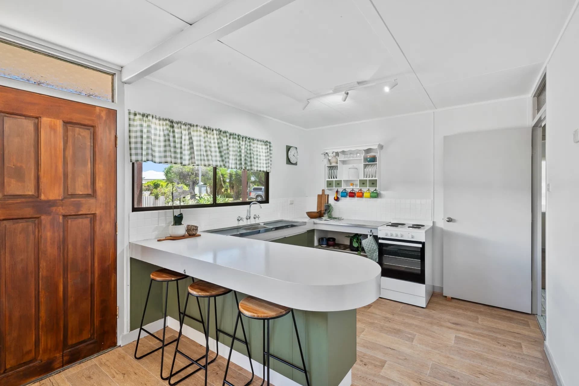 51 Dorothy Avenue, Falcon - Thumbnail 2