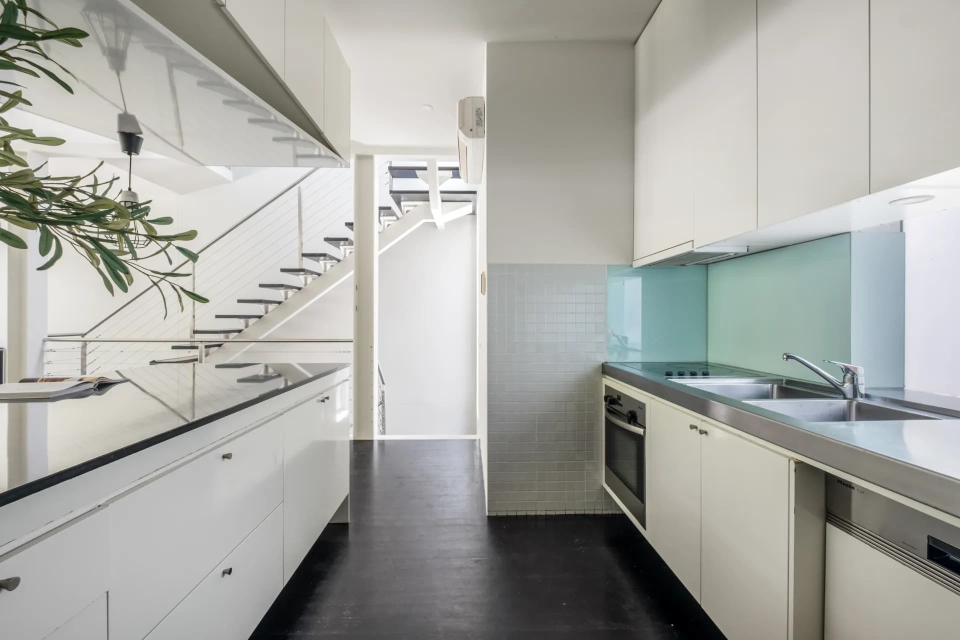 33 Hinton Lane, Prahran - Thumbnail 8