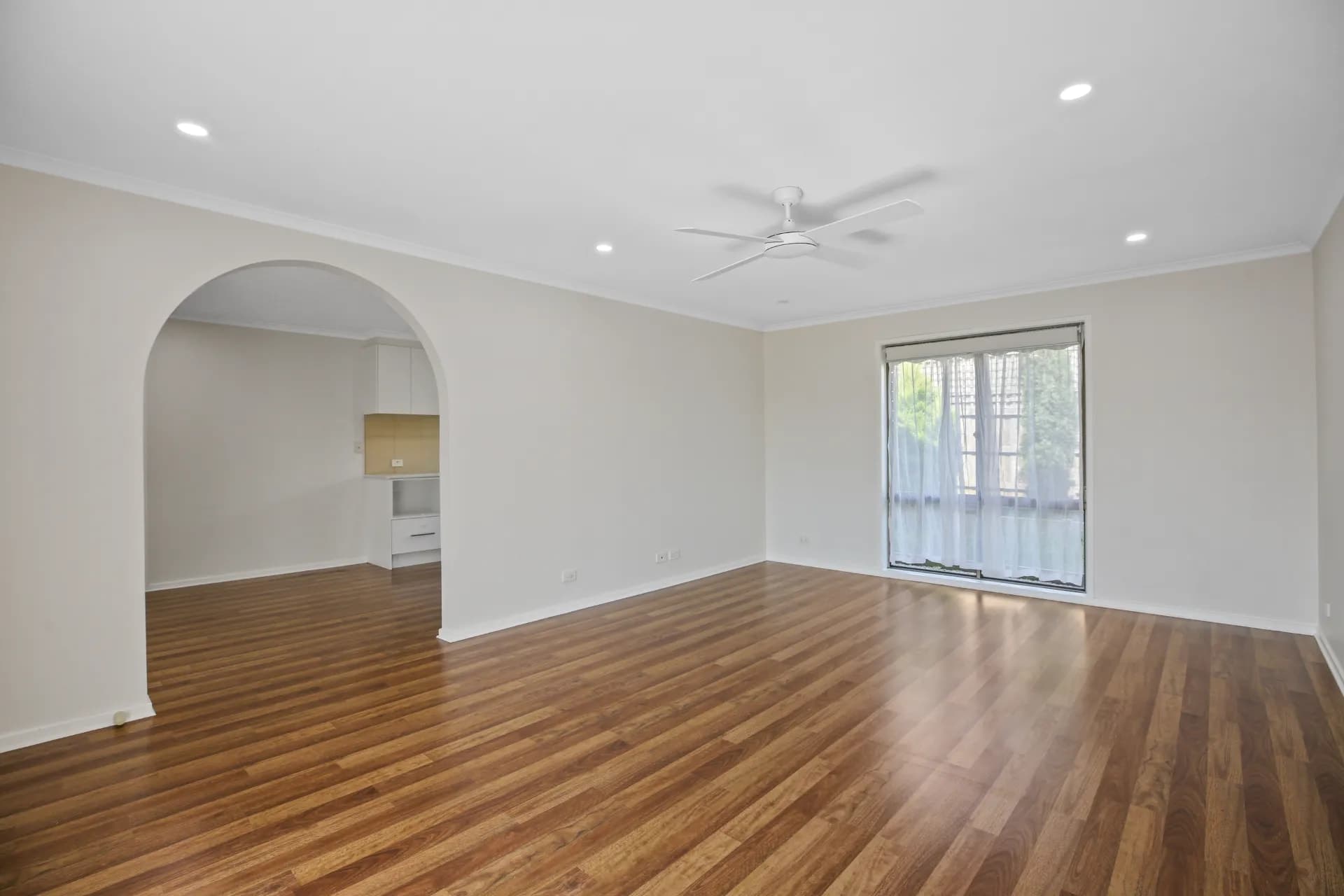 3/11 King Street, Warragul - Thumbnail 2